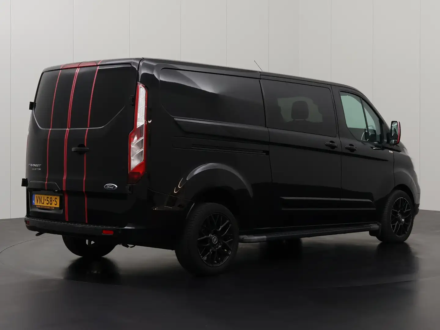Ford Transit Custom 2.0TDCI 170PK Automaat Lang Limited Dubbele Cabine Schwarz - 2