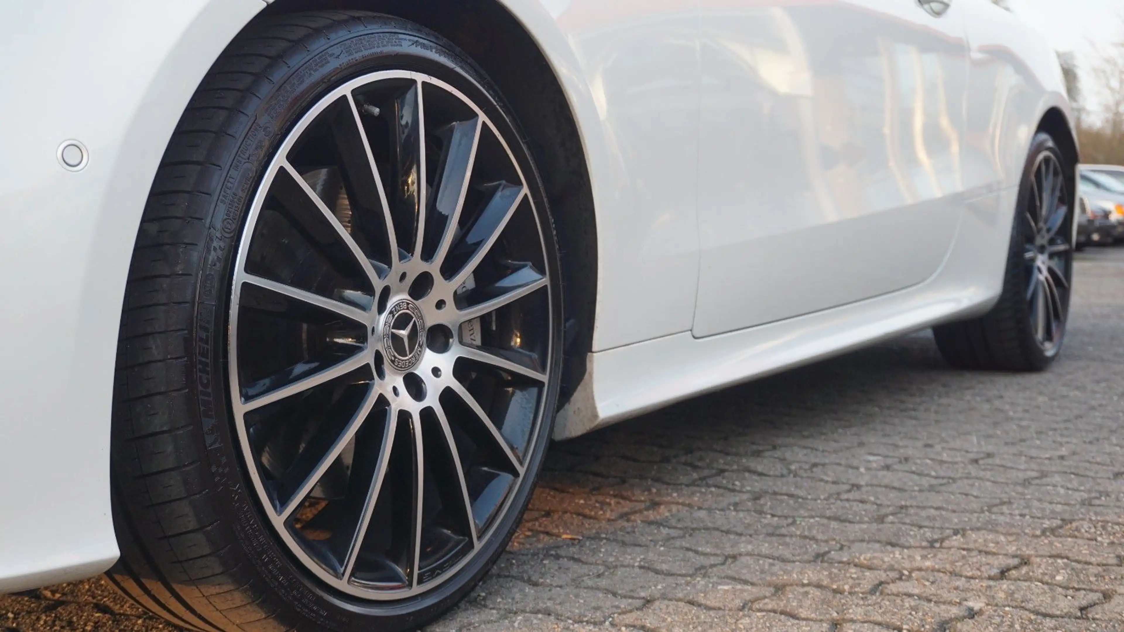 Mercedes-Benz E 350 d 4Matic*AMG-L*WIDE*PANO*ACC*360°*TOTW*TOP — photo 20