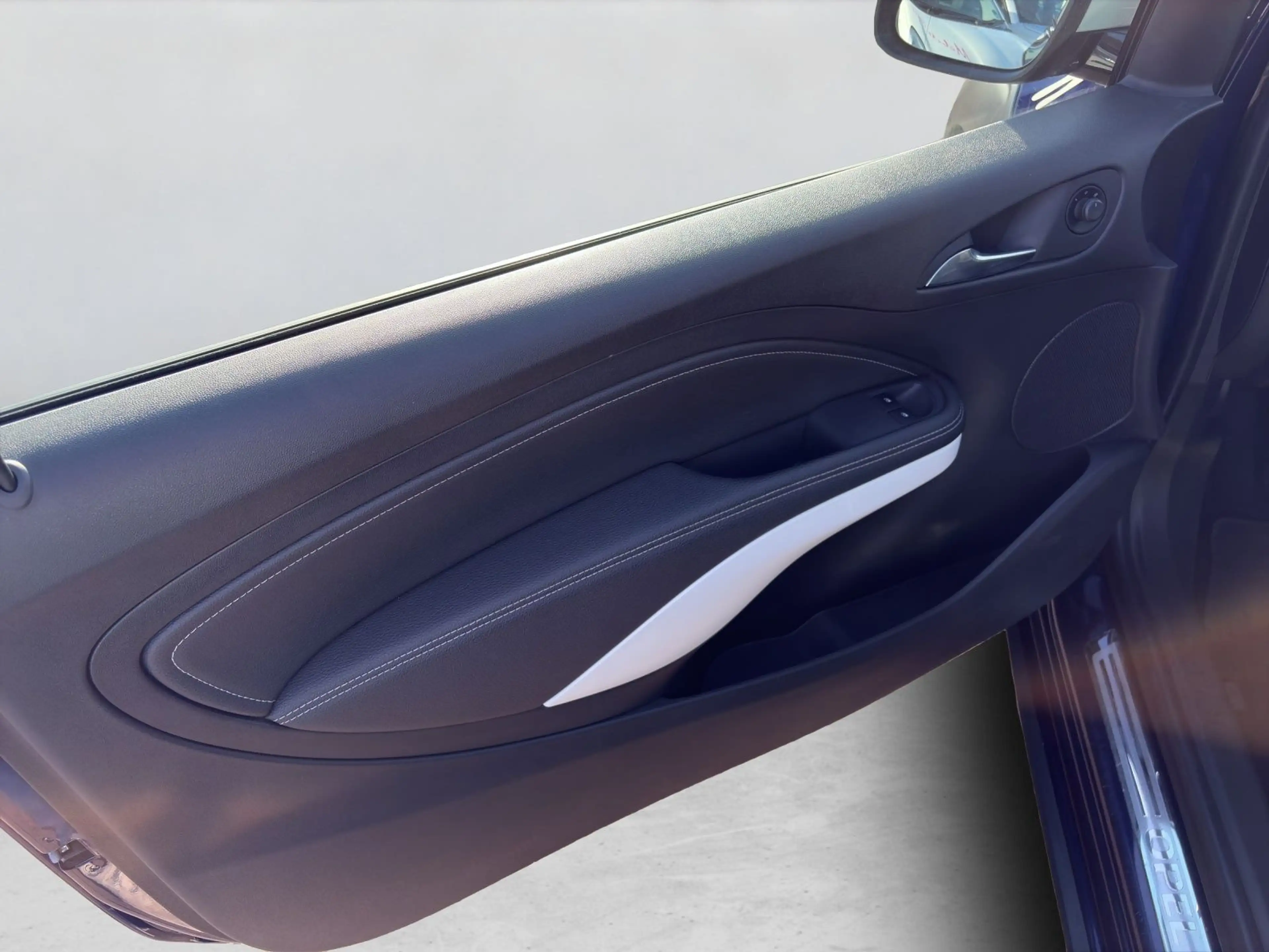 Opel Adam Rocks Open Air*PDC*SHZ*LHZ*Klima*CarPlay — photo 15