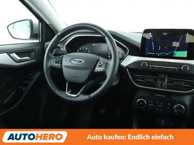 Ford Focus view 13