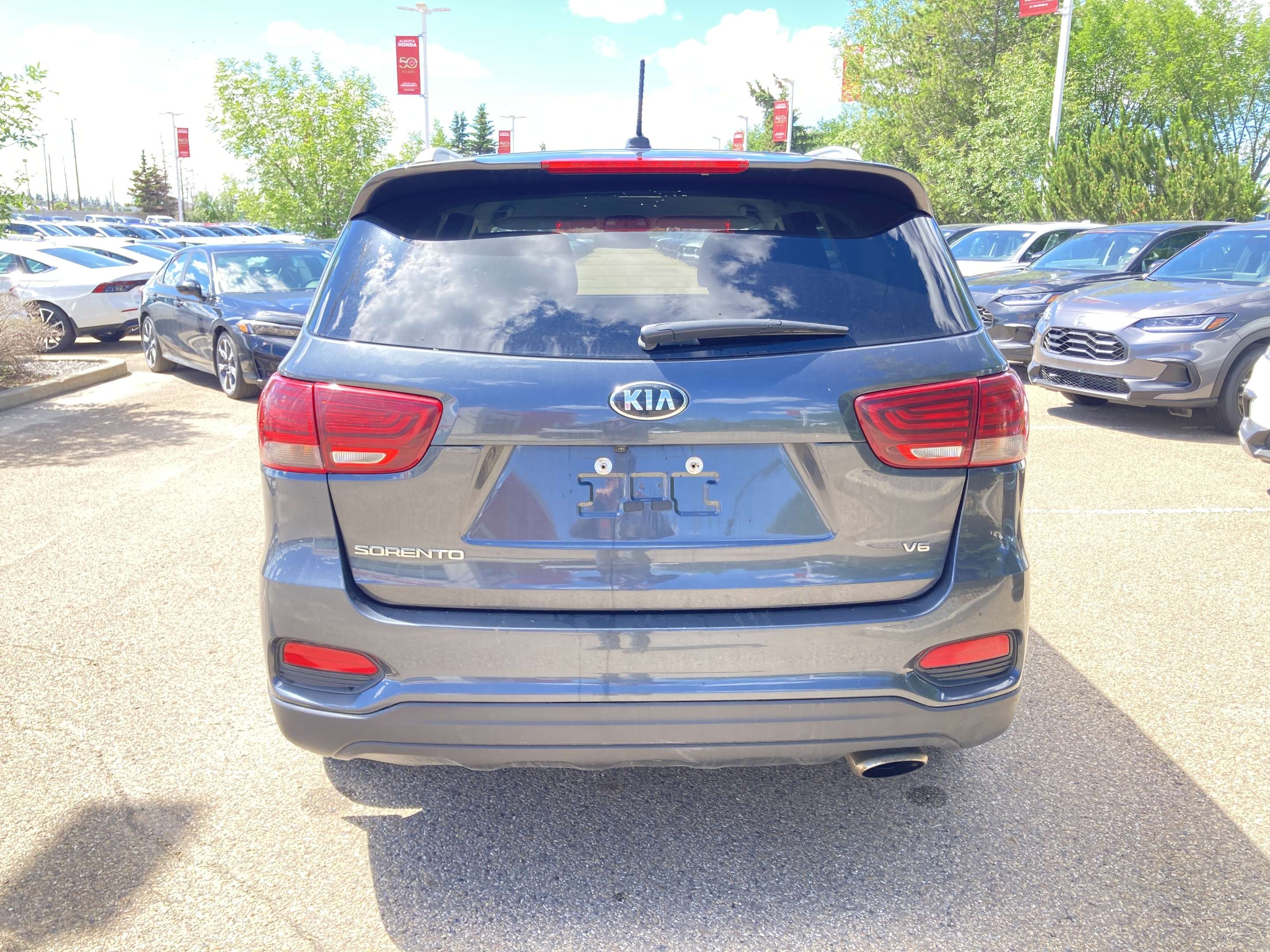 used 2020 Kia Sorento car, priced at $17,900