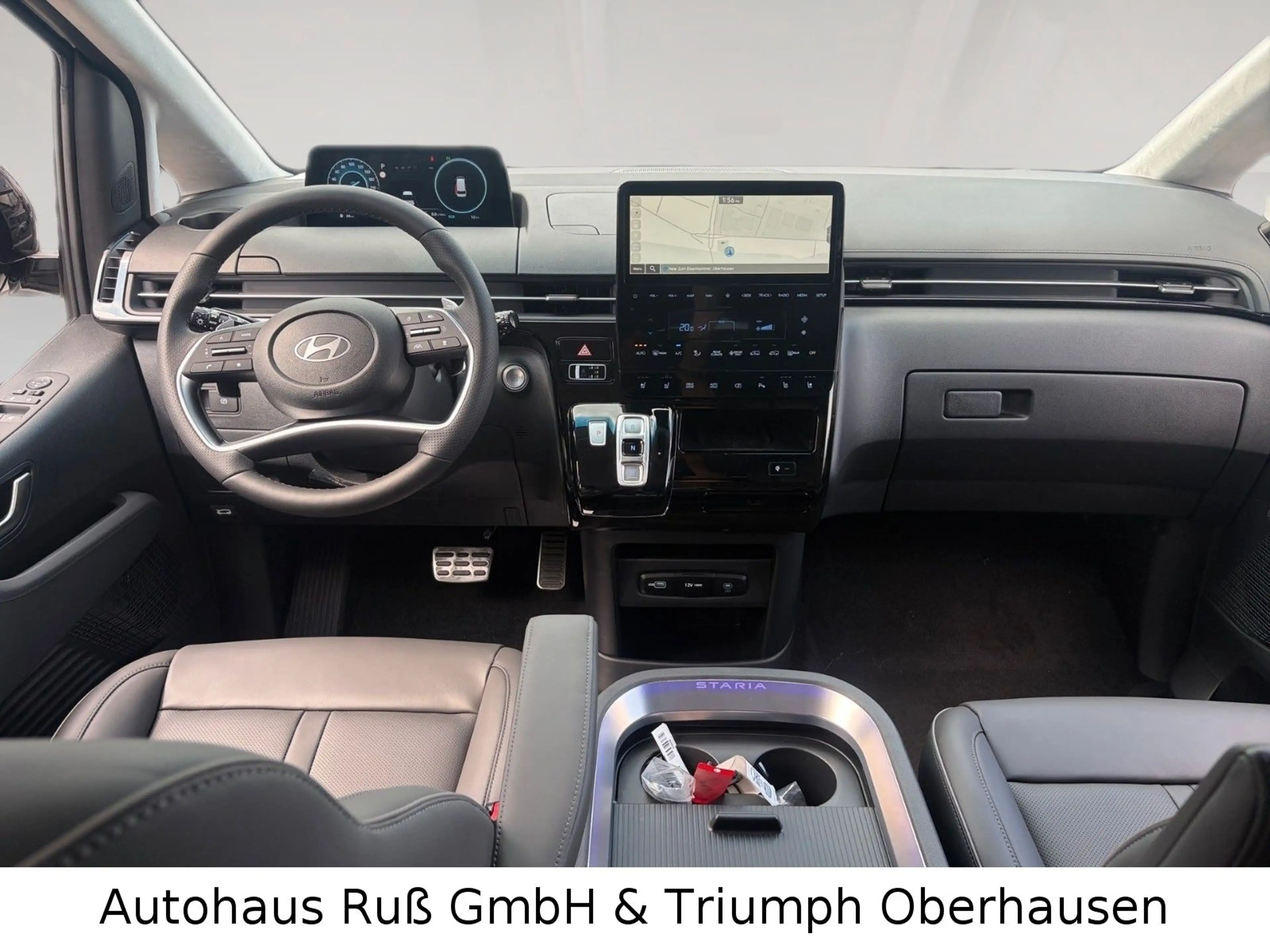 Hyundai STARIA Signature Hybrid 2WD — photo 9