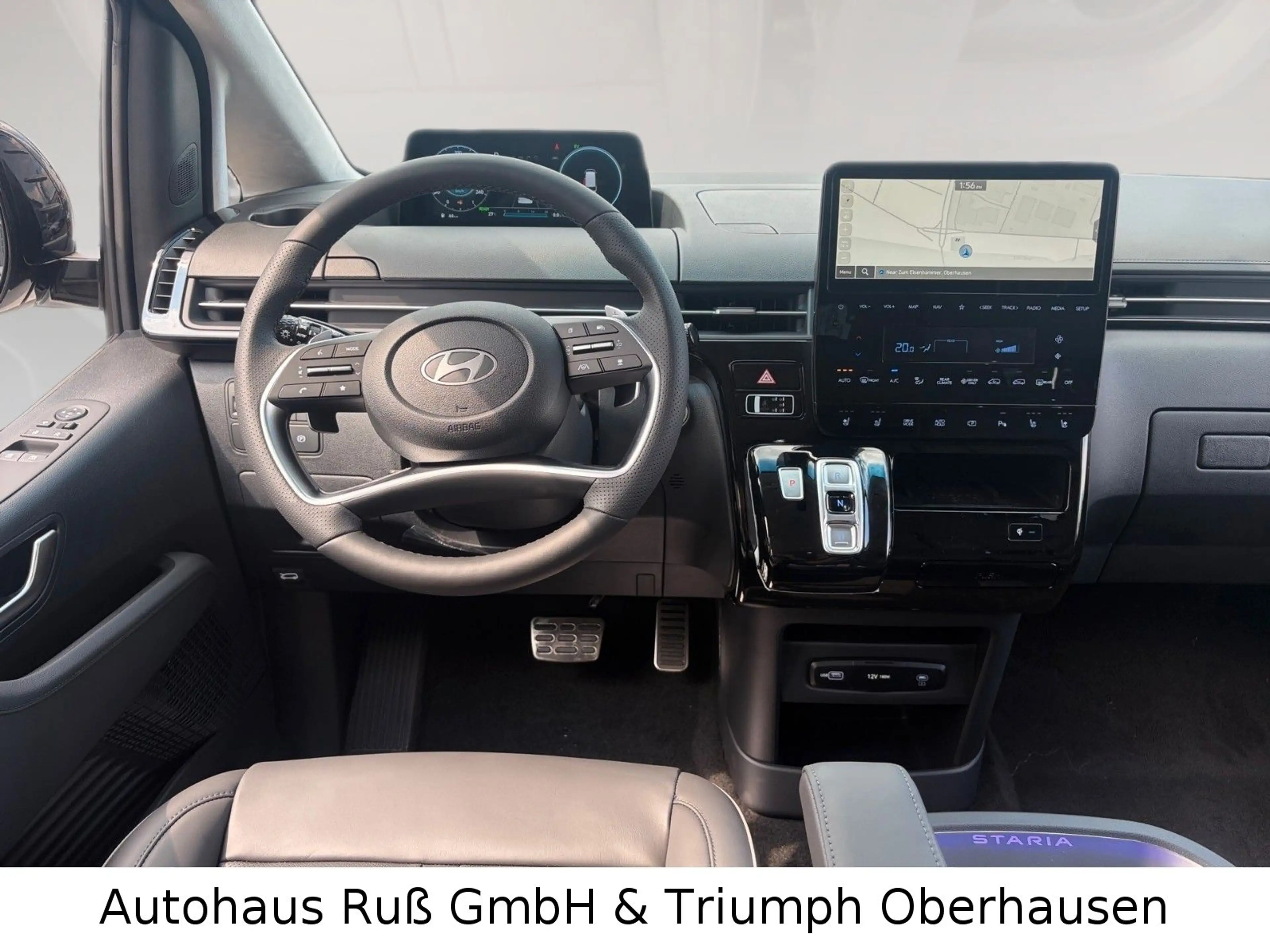 Hyundai STARIA Signature Hybrid 2WD — photo 8