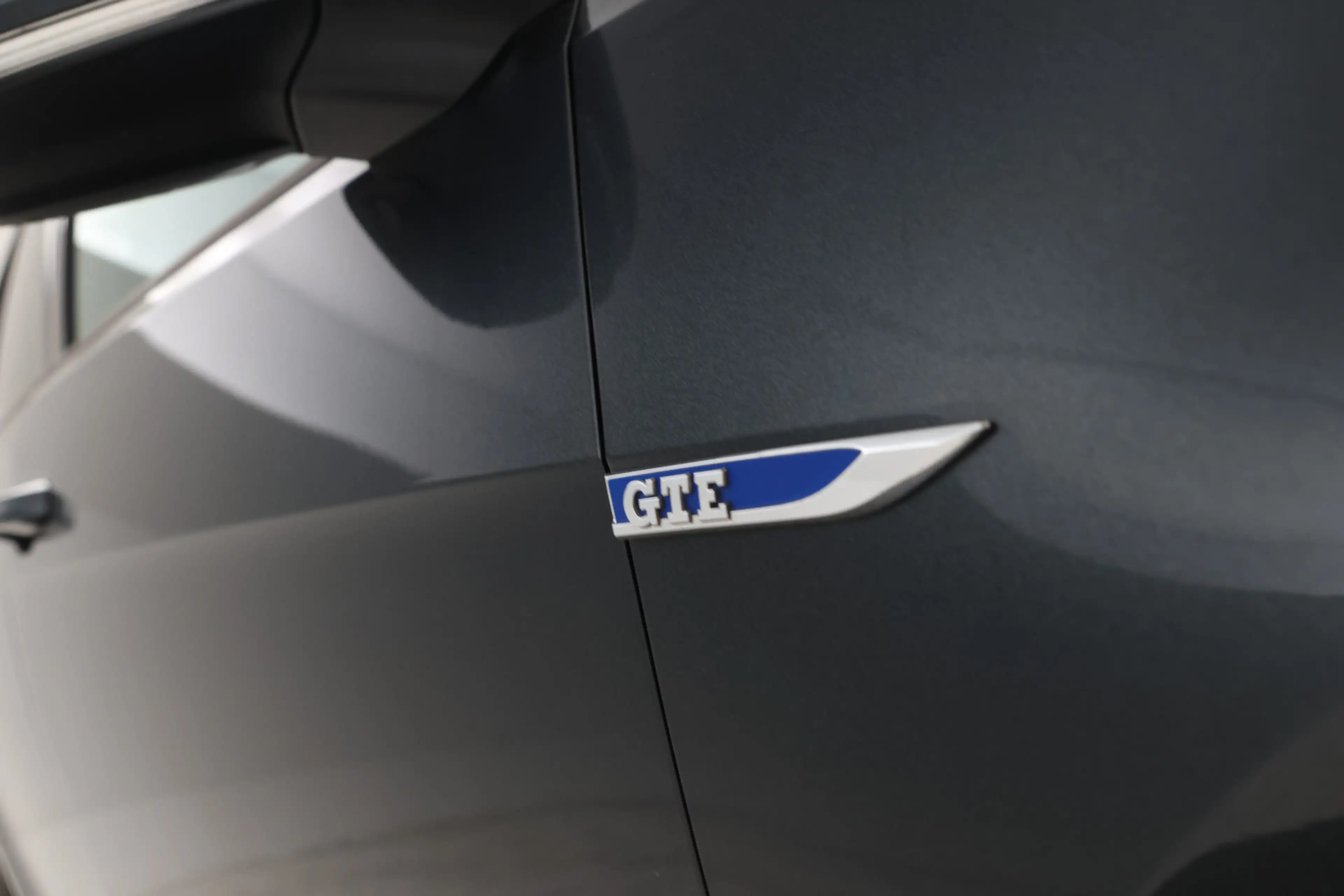 Volkswagen Golf GTE 1.4 TSI Schuidak, Adaptive cruise, Trekhaak, Clima — photo 12