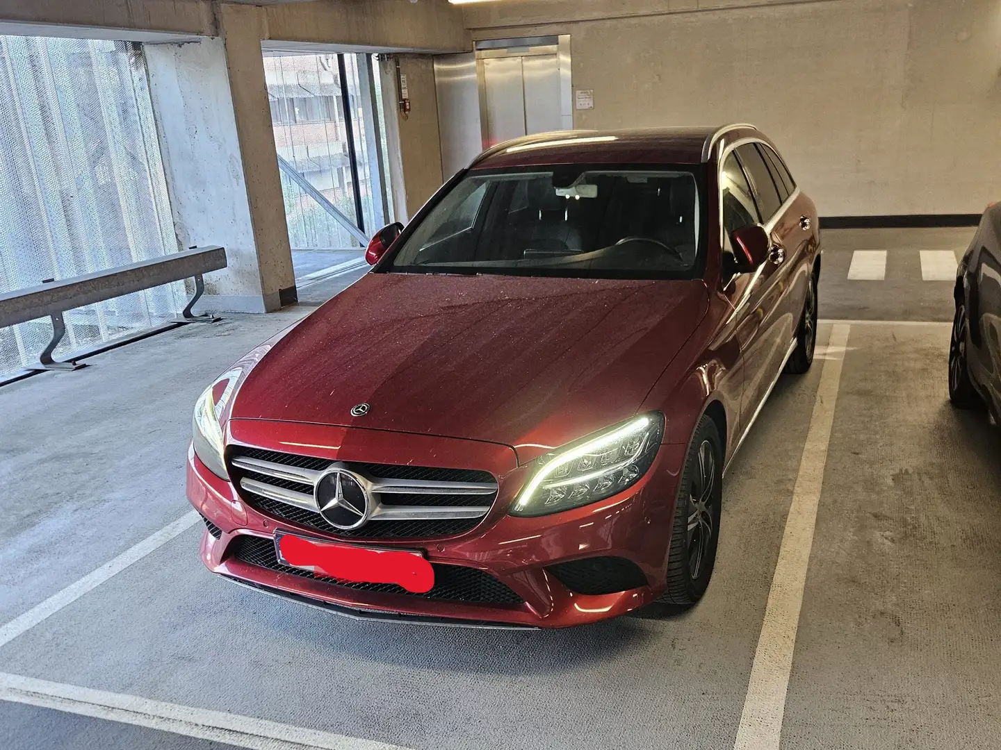 Mercedes-Benz C 200 C 200 d T Avantgarde Rouge - 2