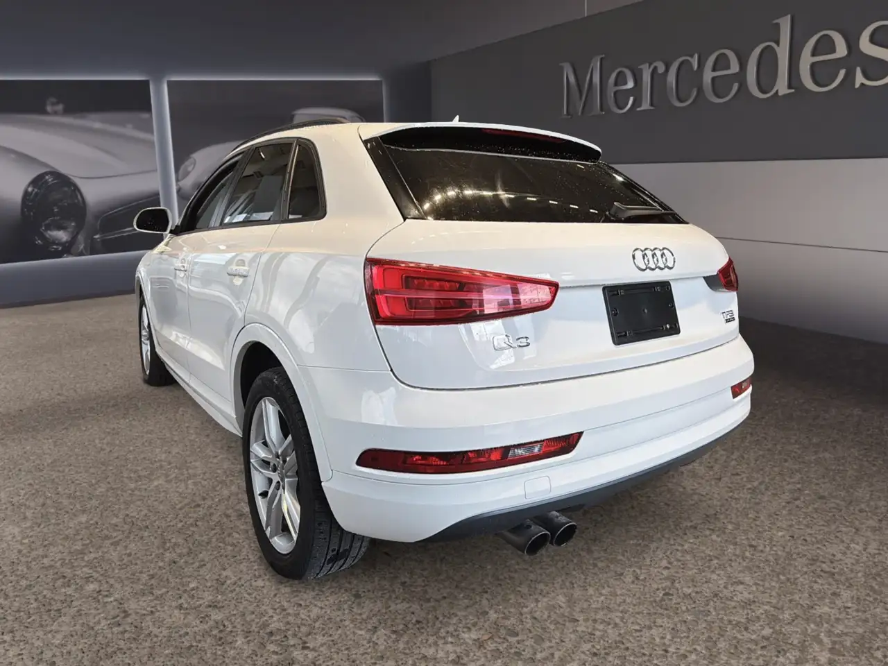 Audi Q3 снимка Audi Q3