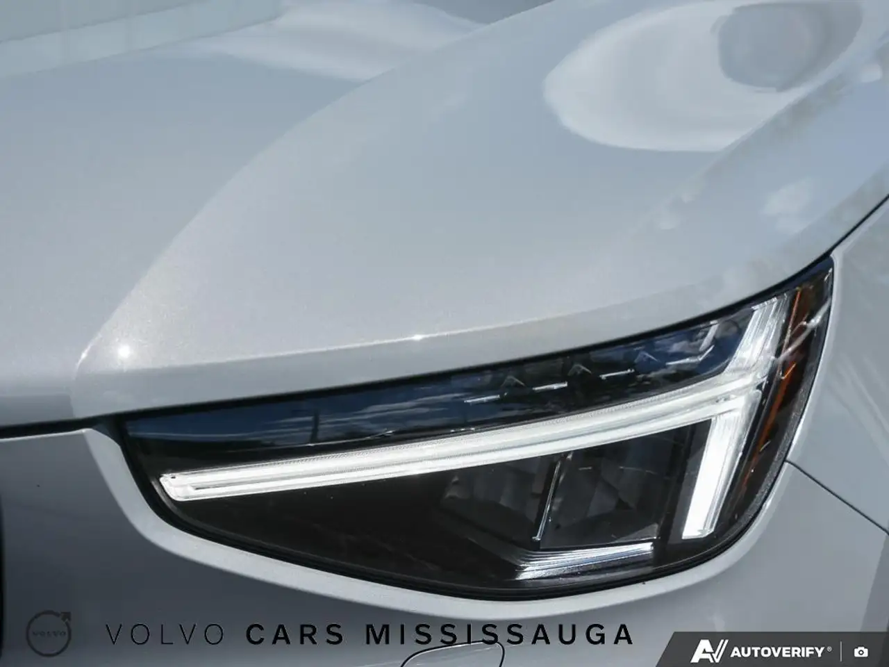 Volvo XC40 снимка Volvo XC40