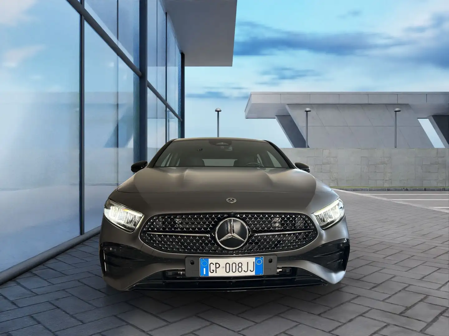 Mercedes-Benz A 180 A 180 d Automatic AMG Line Advanced Plus Grigio - 2