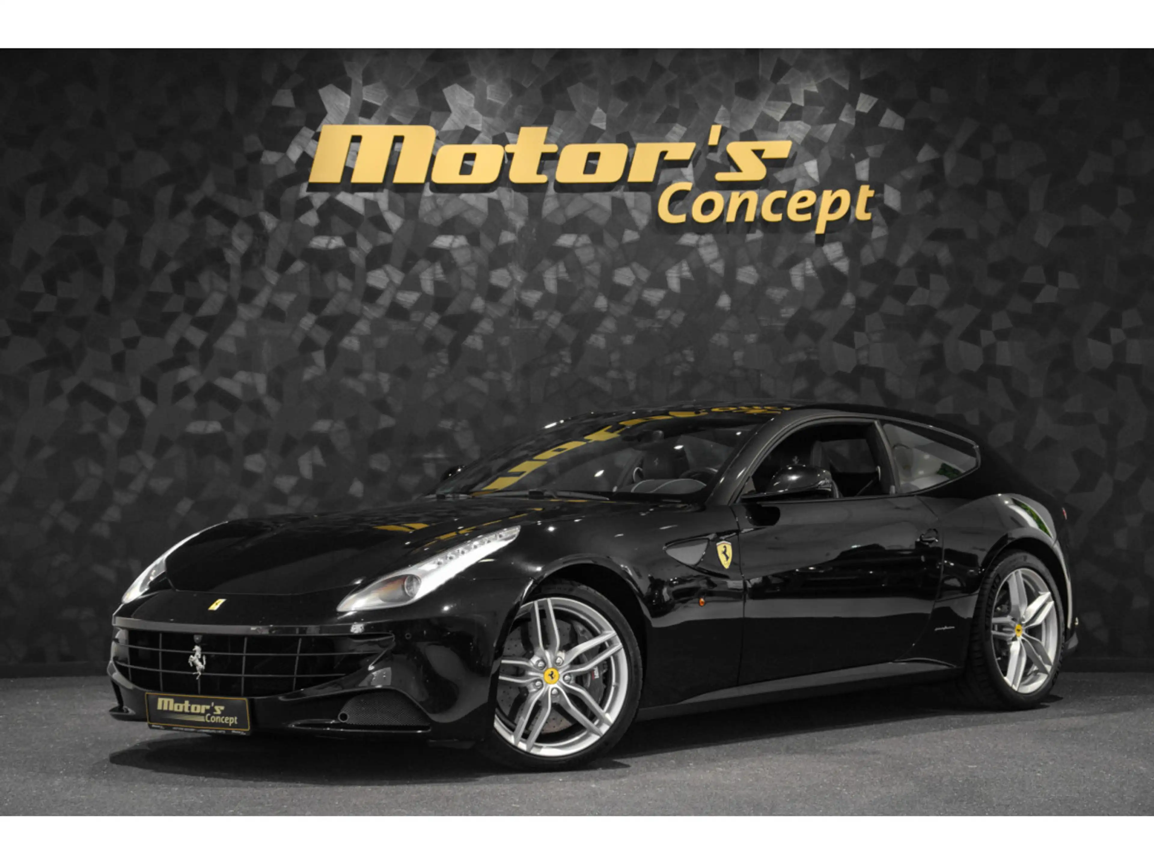 Ferrari FF 6.3 V12