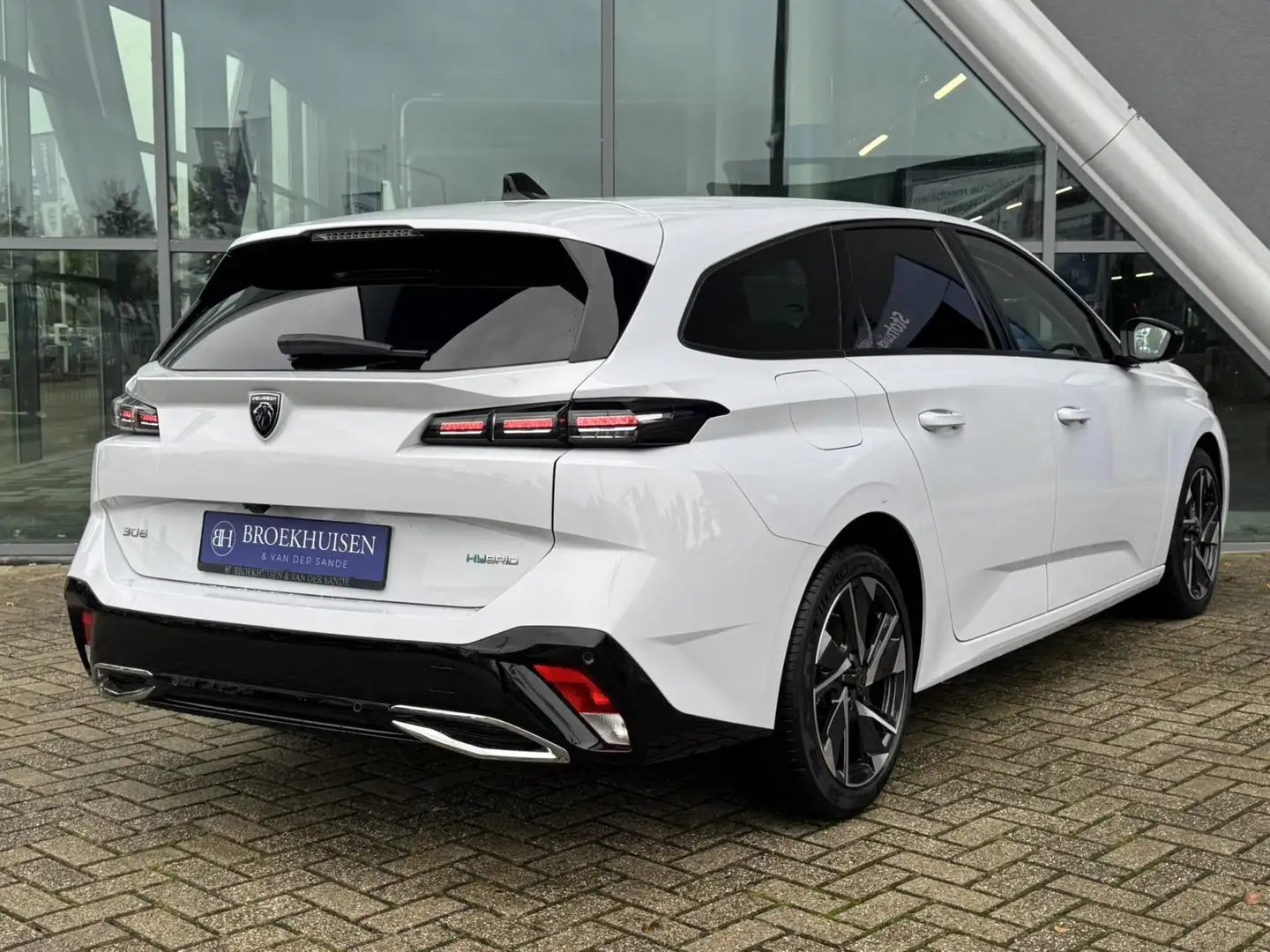 Peugeot 308 SW 1.6 Plug-in Hybrid 225pk Allure Black Pack 360 Wit - 2