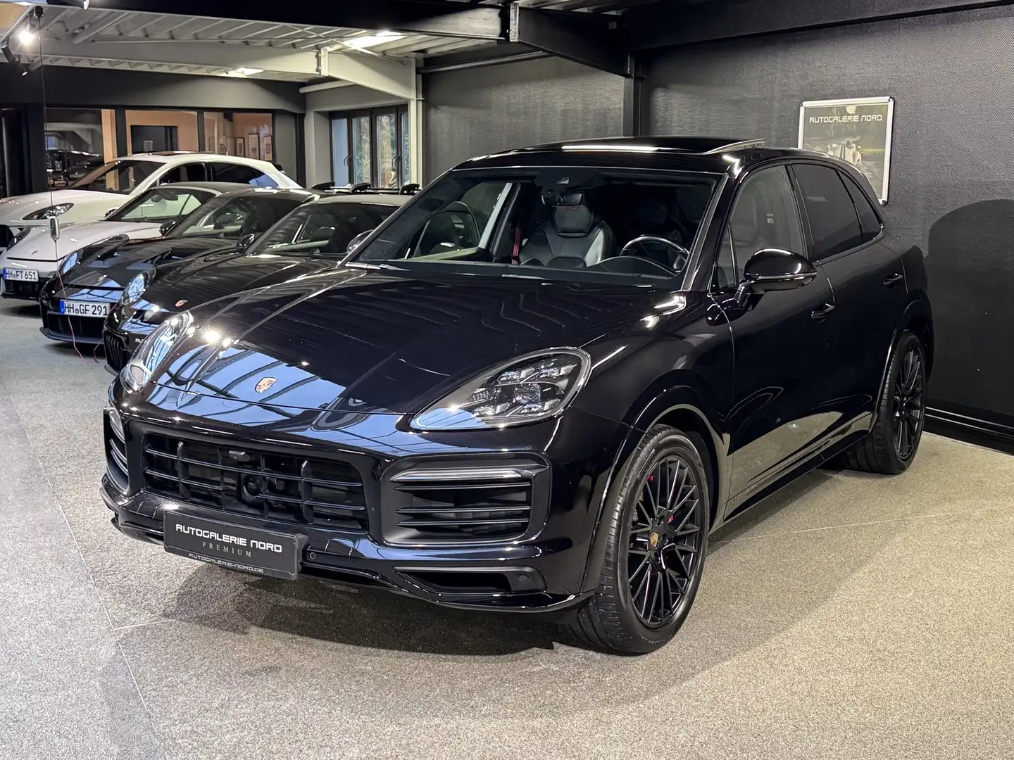 Porsche Cayenne GTS Pano+Matrix+Burmester+Chrono+ 360°Kam Negro - 2
