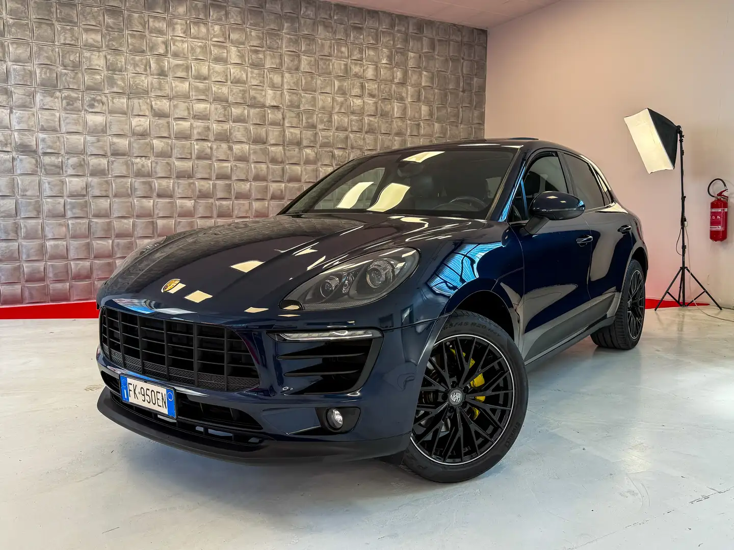 Porsche Macan 3.0d S 250cv pdk my18 - GANCIO TRAINO Blau - 1