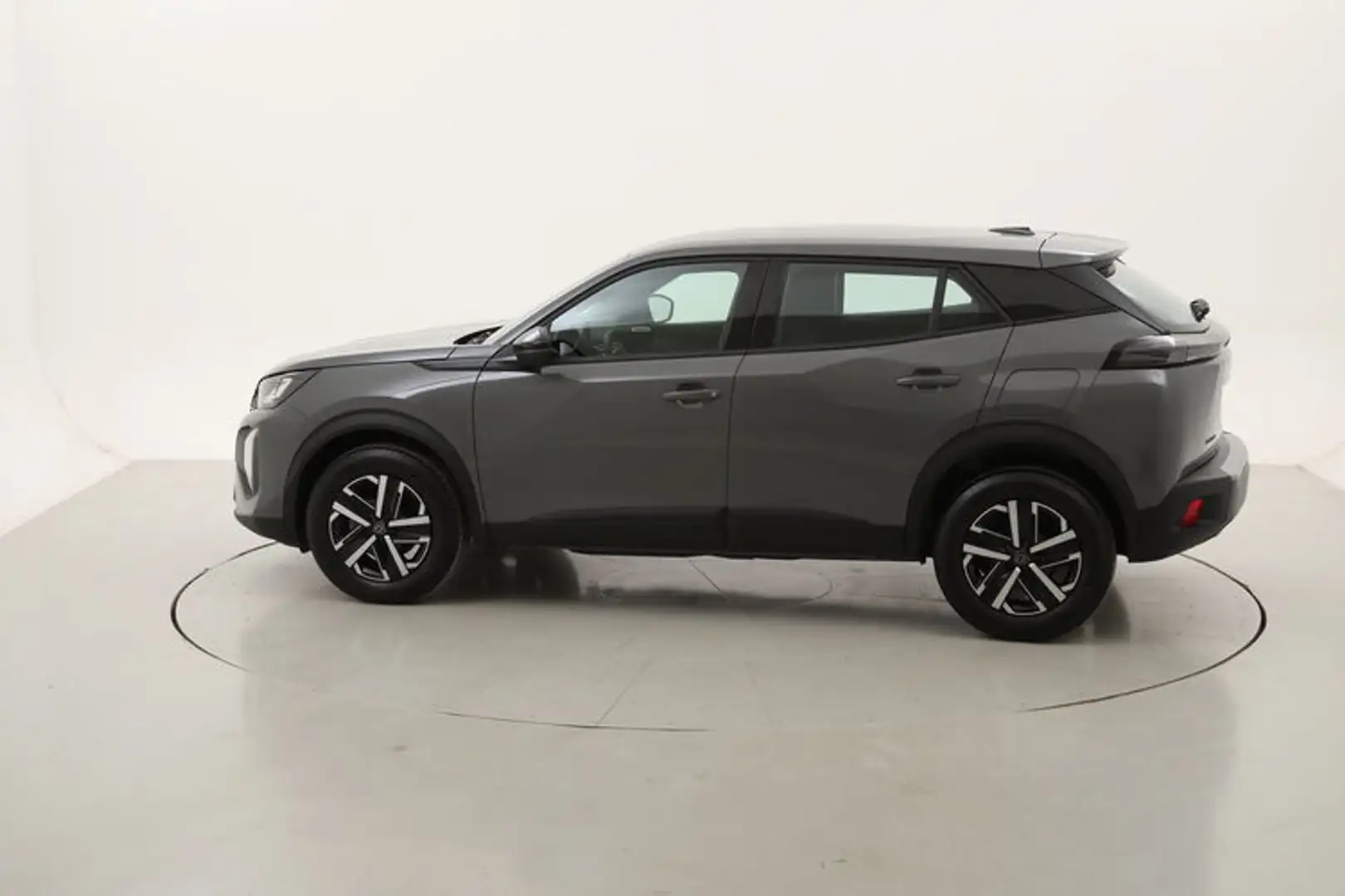 Peugeot 2008 Style 1.2 Benzina 100CV Grau - 2