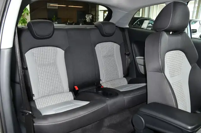 Audi A1 view 14