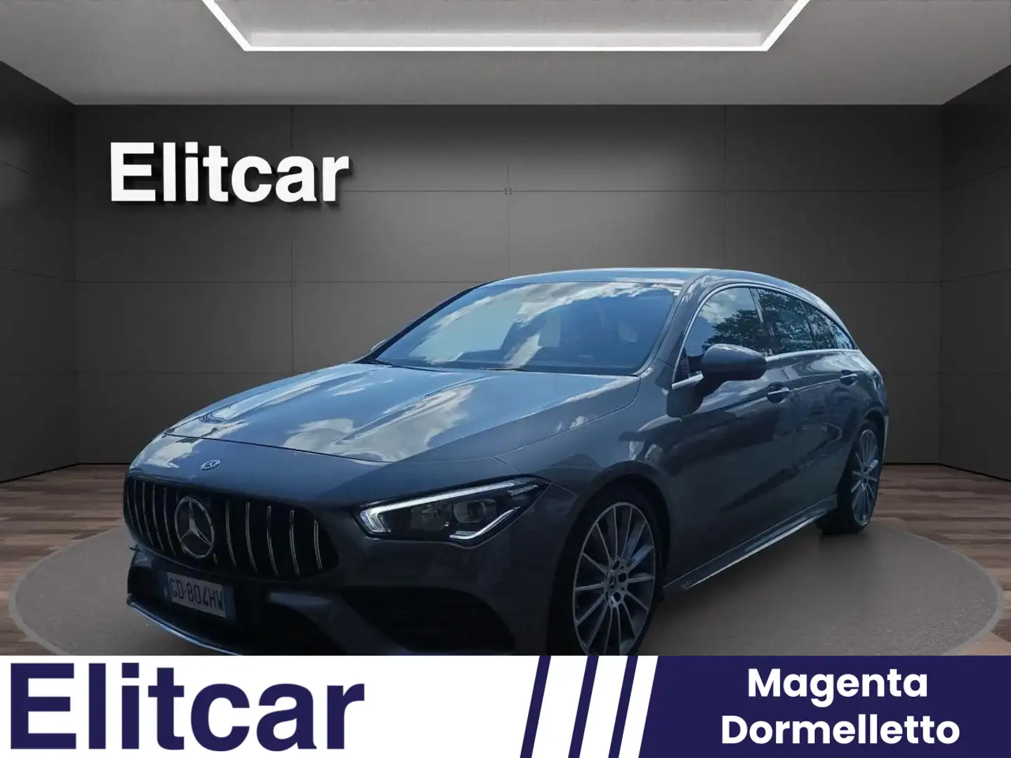Mercedes-Benz CLA 200 d S.W. Automatic Premium Grijs - 1