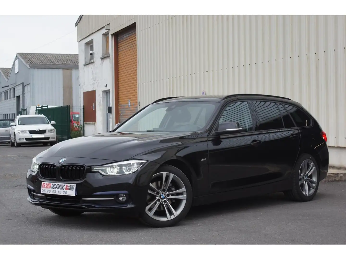 BMW 320 320d 190cv Touring Sport  TOURING F31 LCI PHASE 2 Negro - 2