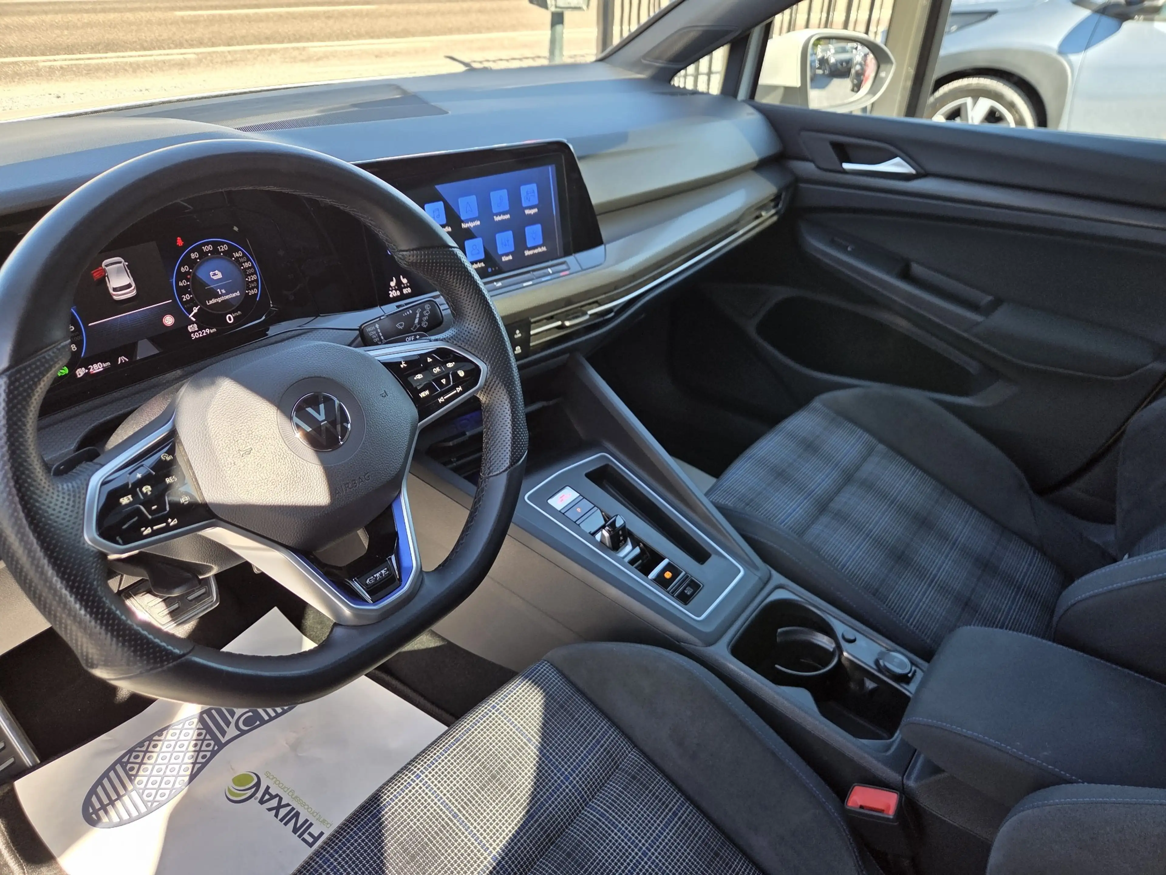 Volkswagen Golf GTE 1.4 eHybrid PHEV DSG (180 kW)☆CARPLAY☆OPENDAK☆DAB — photo 8