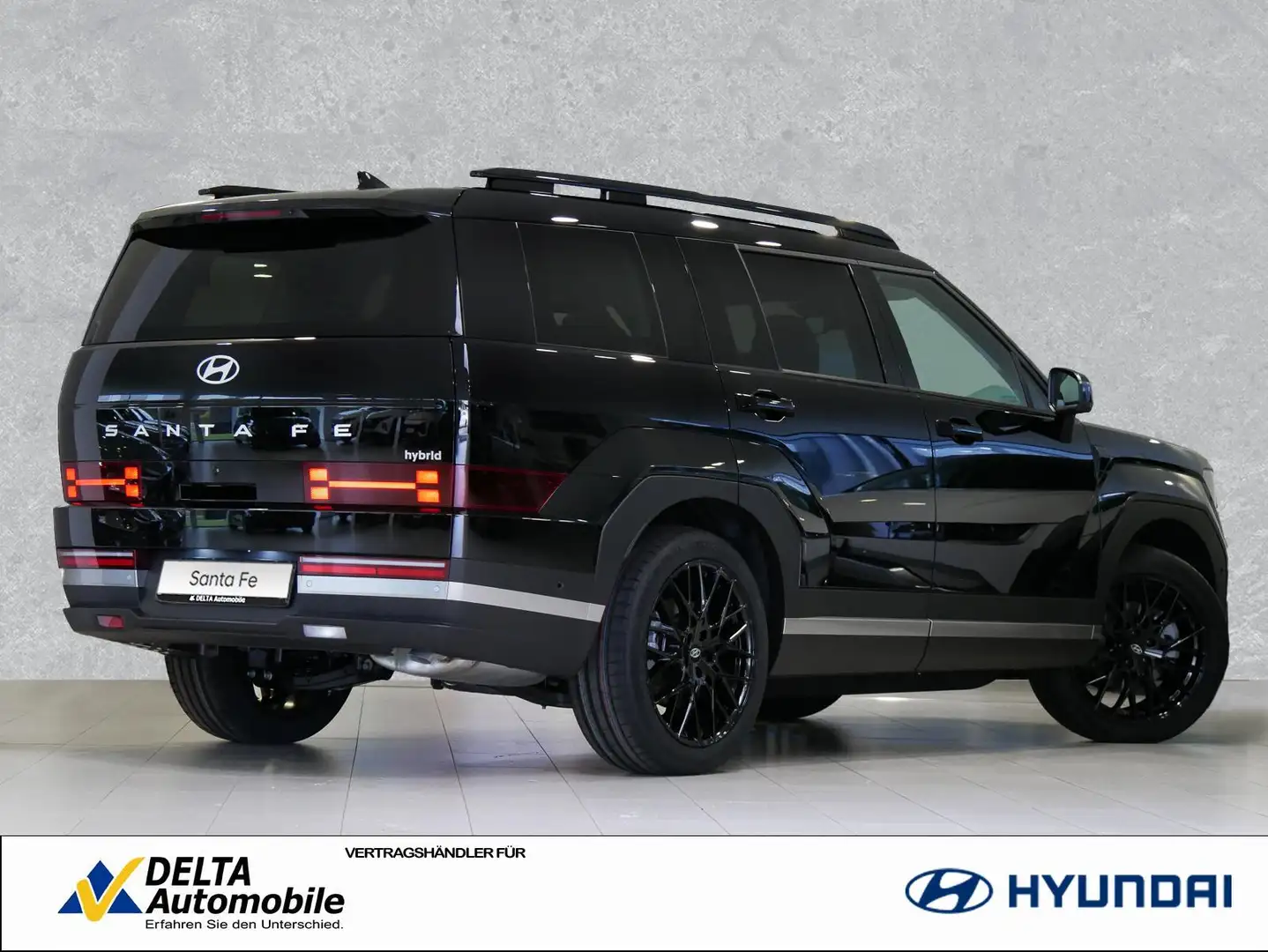 Hyundai SANTA FE Hybrid 4WD Intro 360° Kamera Navi LED Černá - 2