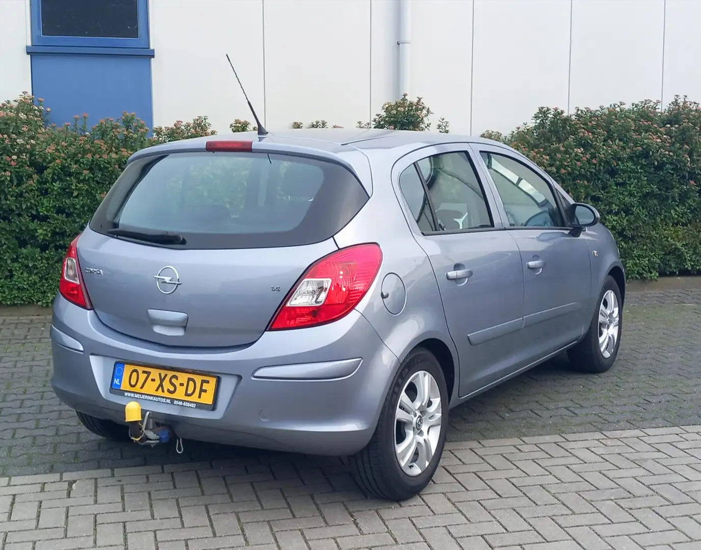 Opel Corsa 1.4 16V 5Deurs Business Airco Gris - 2