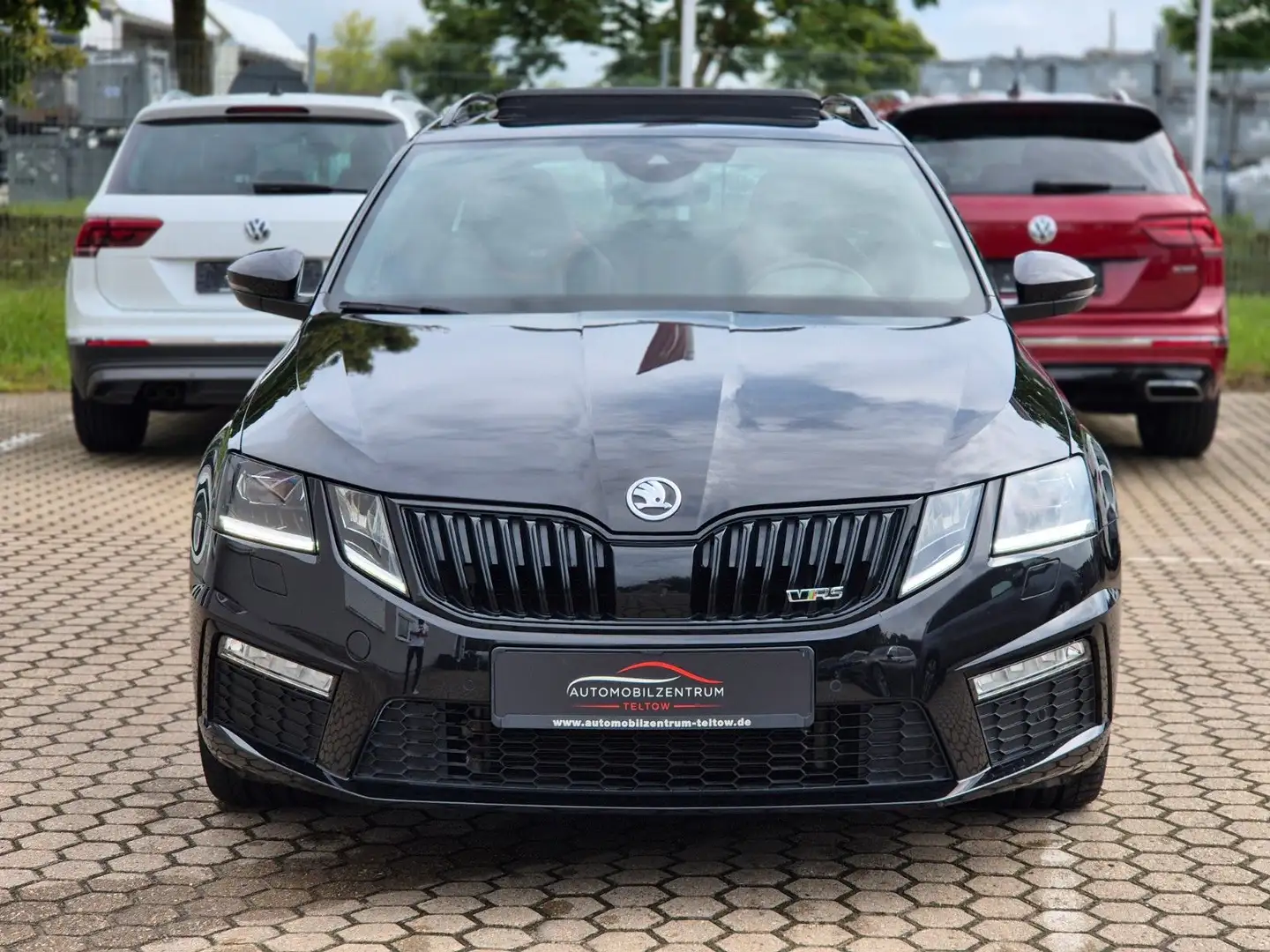 Skoda Octavia Combi RS 60 4x4 DSG 1. Hand Panorama AHK Schwarz - 2