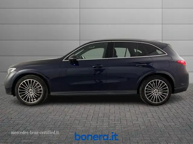 Mercedes-Benz 300 view 7