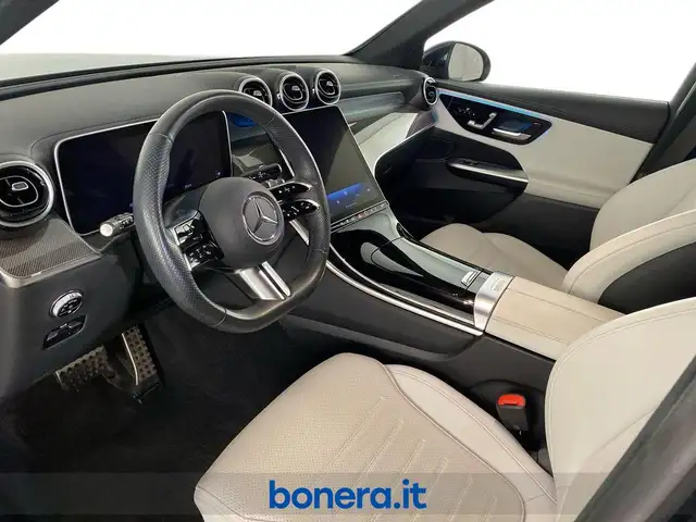 Mercedes-Benz 300 view 10