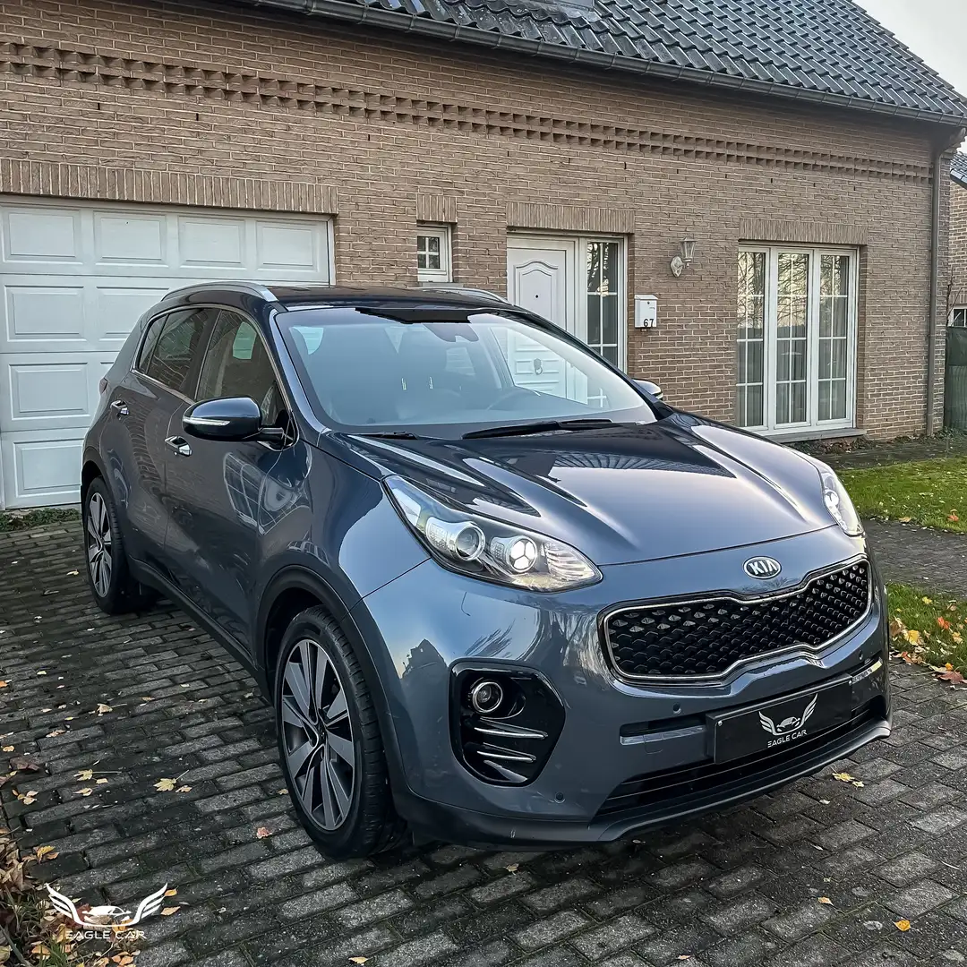 Kia Sportage Sportage 1.7 CRDi 2WD Business Fusion ISG DCT Blauw - 1