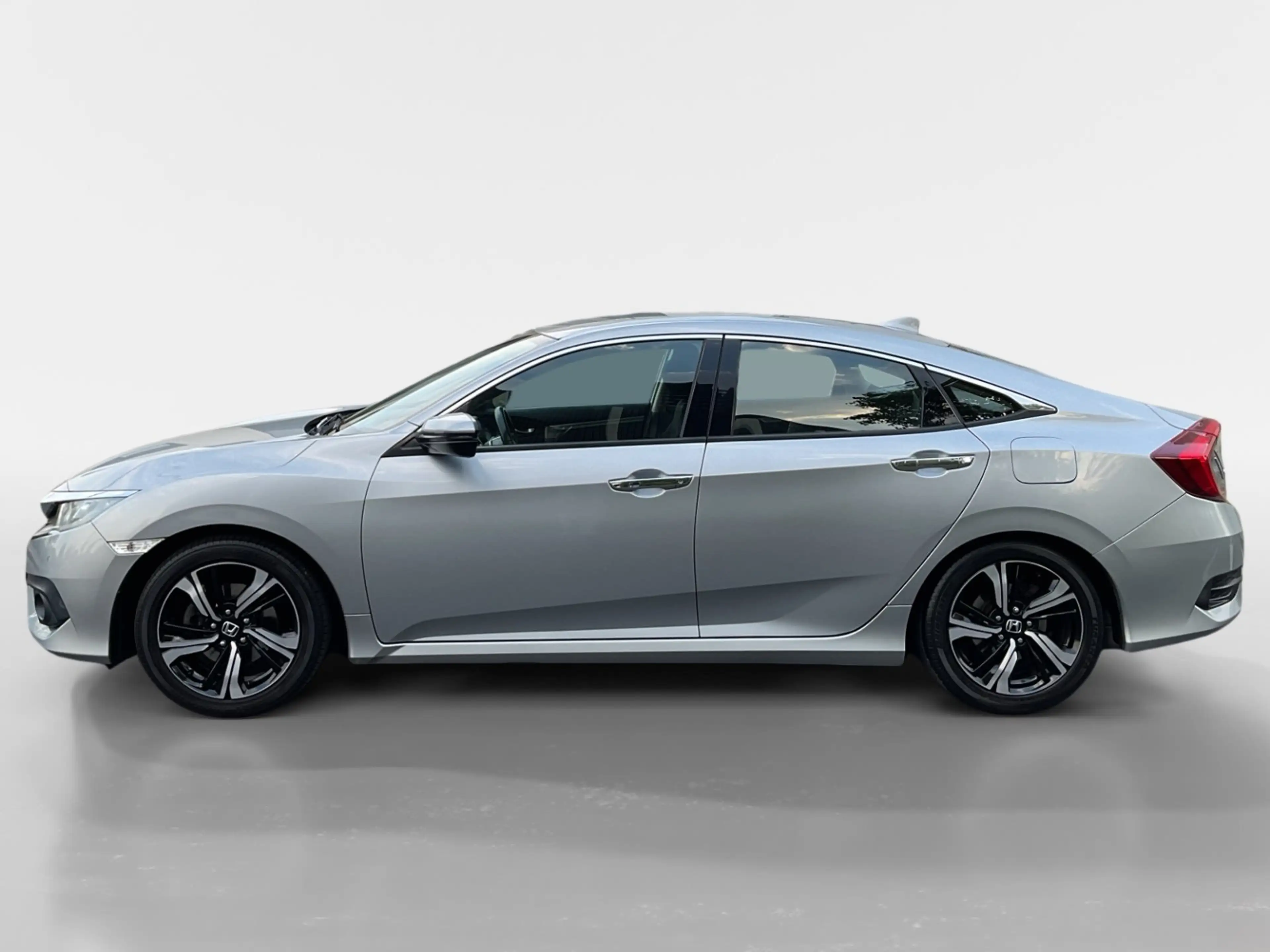 Honda Civic 1.5 VTEC Elegance Navi+Kamera+ACC+SHZ — photo 3