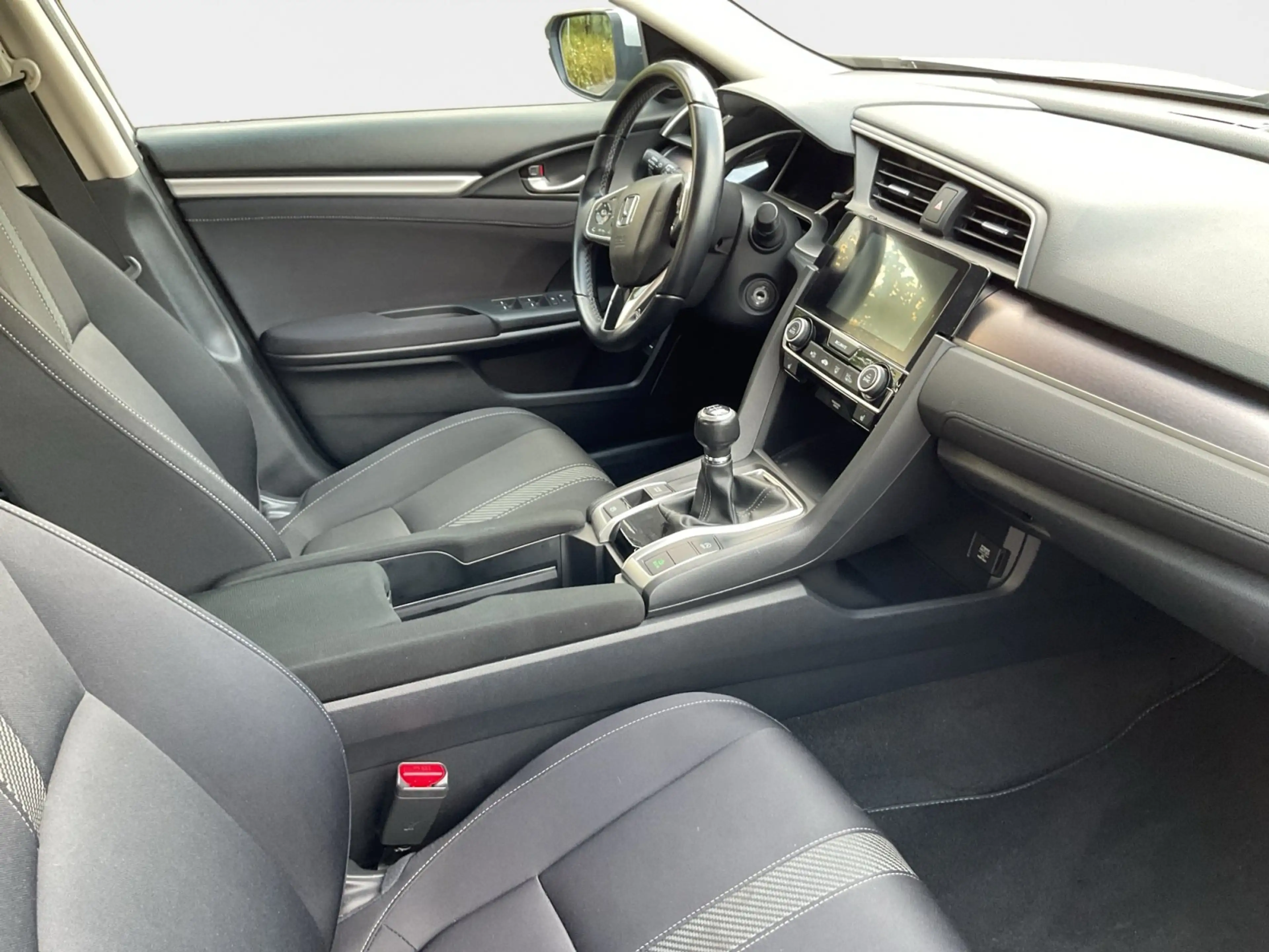 Honda Civic 1.5 VTEC Elegance Navi+Kamera+ACC+SHZ — photo 11