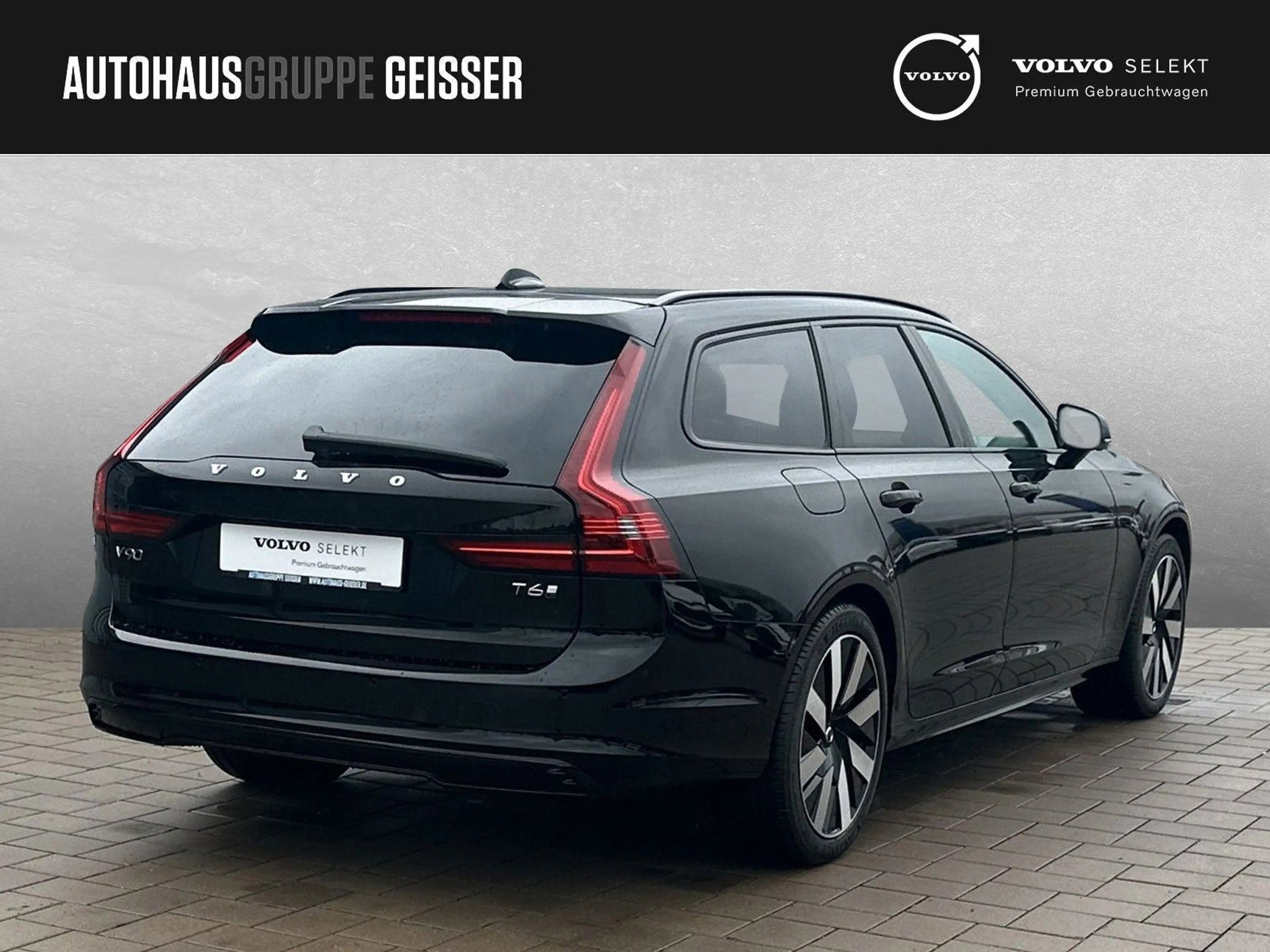 Volvo V90 T6 AWD Plug-in Hybrid Plus Dark ACC BLIS — photo 7