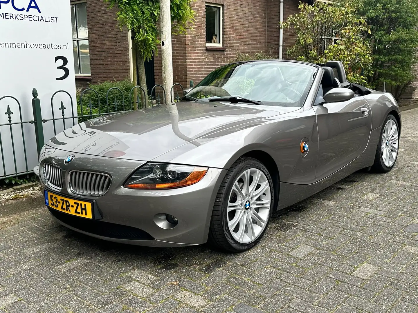 BMW Z4 Roadster 2.5i S 6-Cilinder/Alu wielen/El.Kap Gris - 2