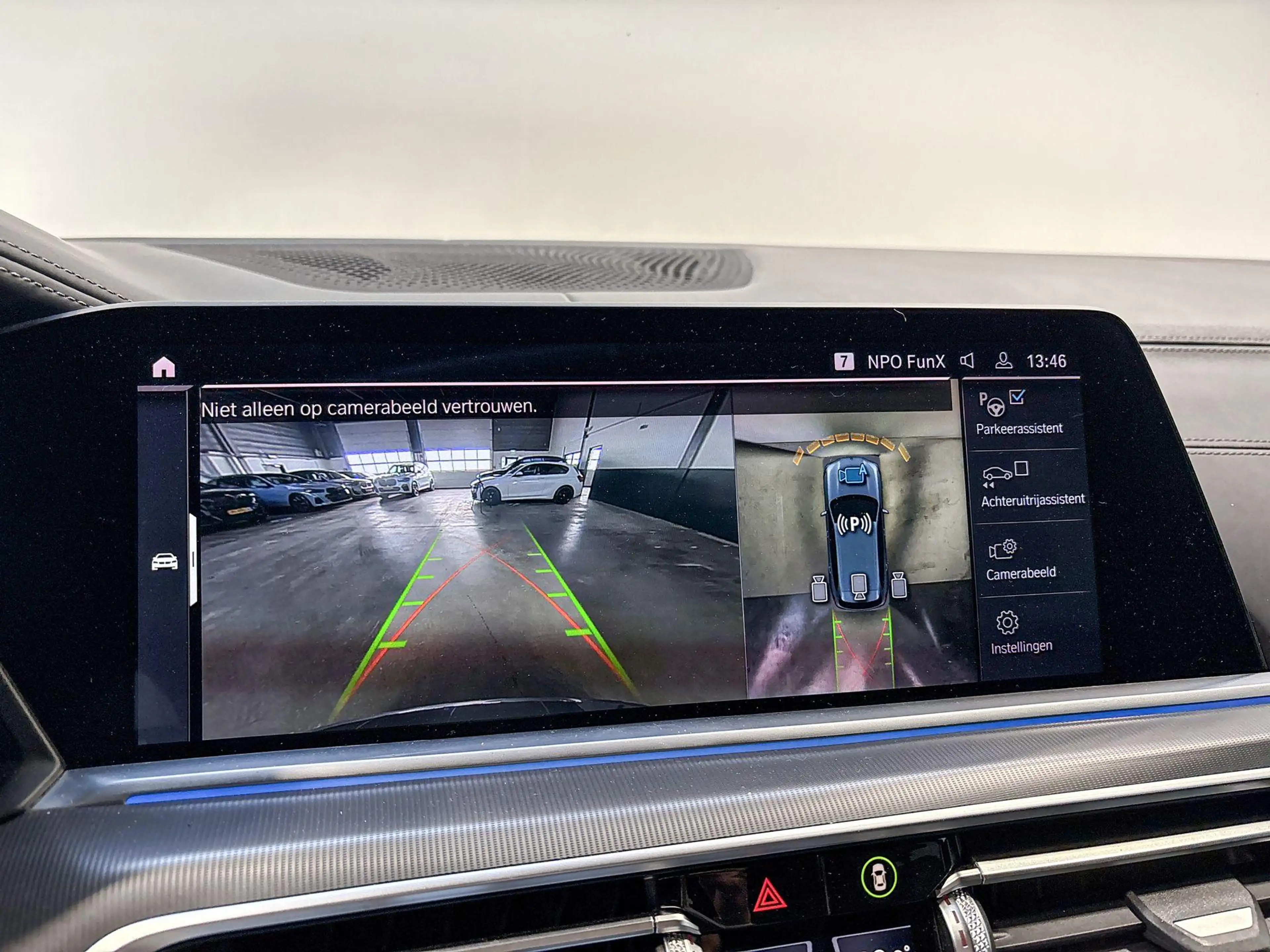 BMW X5 xDrive45e High Executive — photo 14