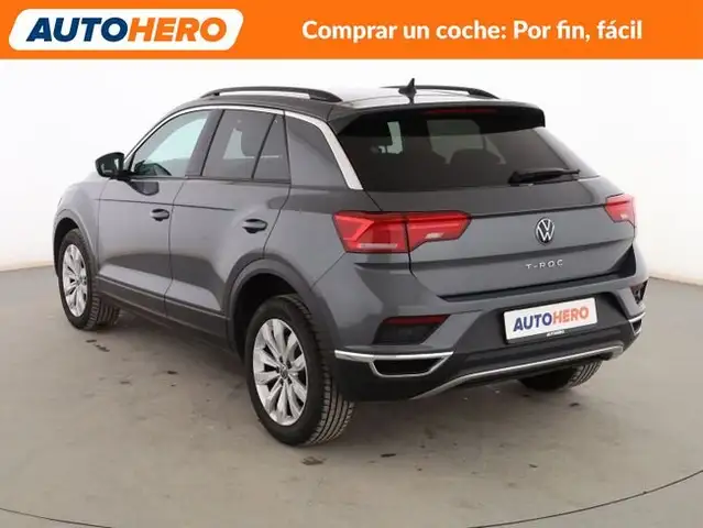 Volkswagen T-Roc view 4