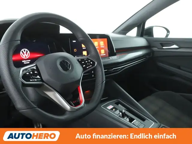 Volkswagen Golf view 11