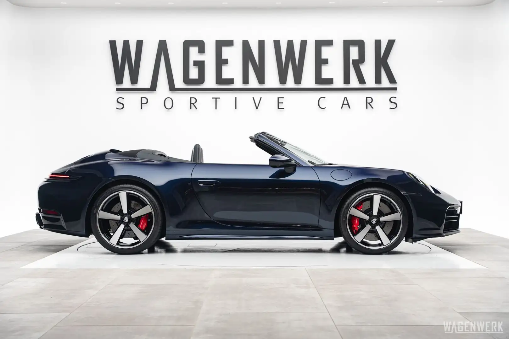 Porsche 911 992.2 Carrera S Cabrio PTS CARBONSCHWARZ SPORTDES Schwarz - 2