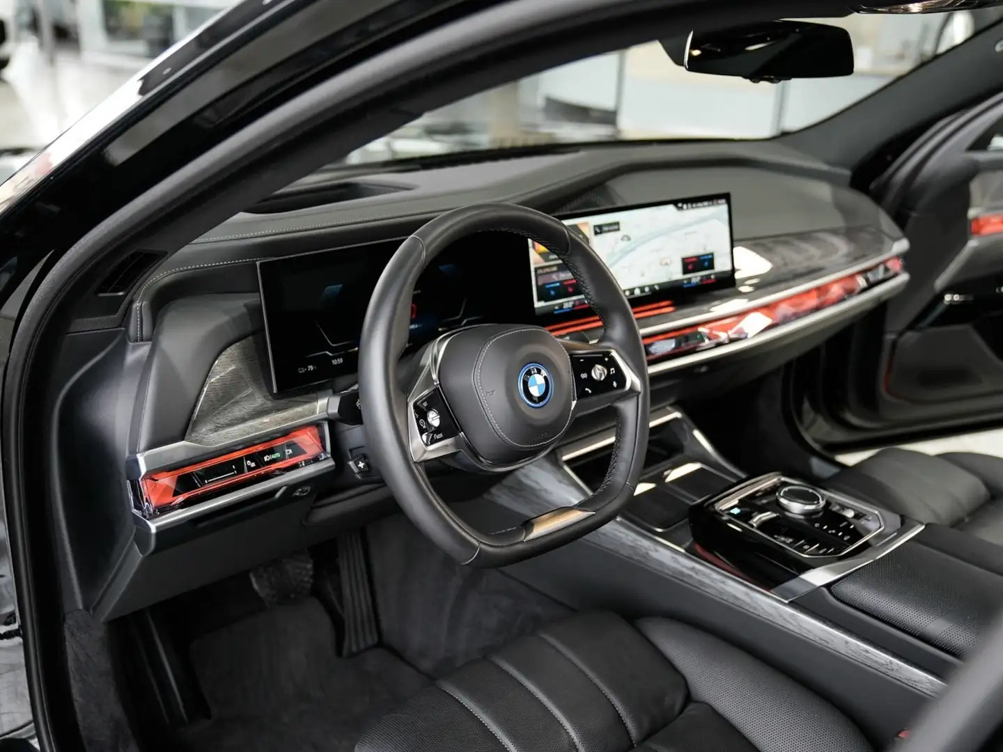BMW i7 xDrive60 Executive Massage Belüftung 360K Černá - 2