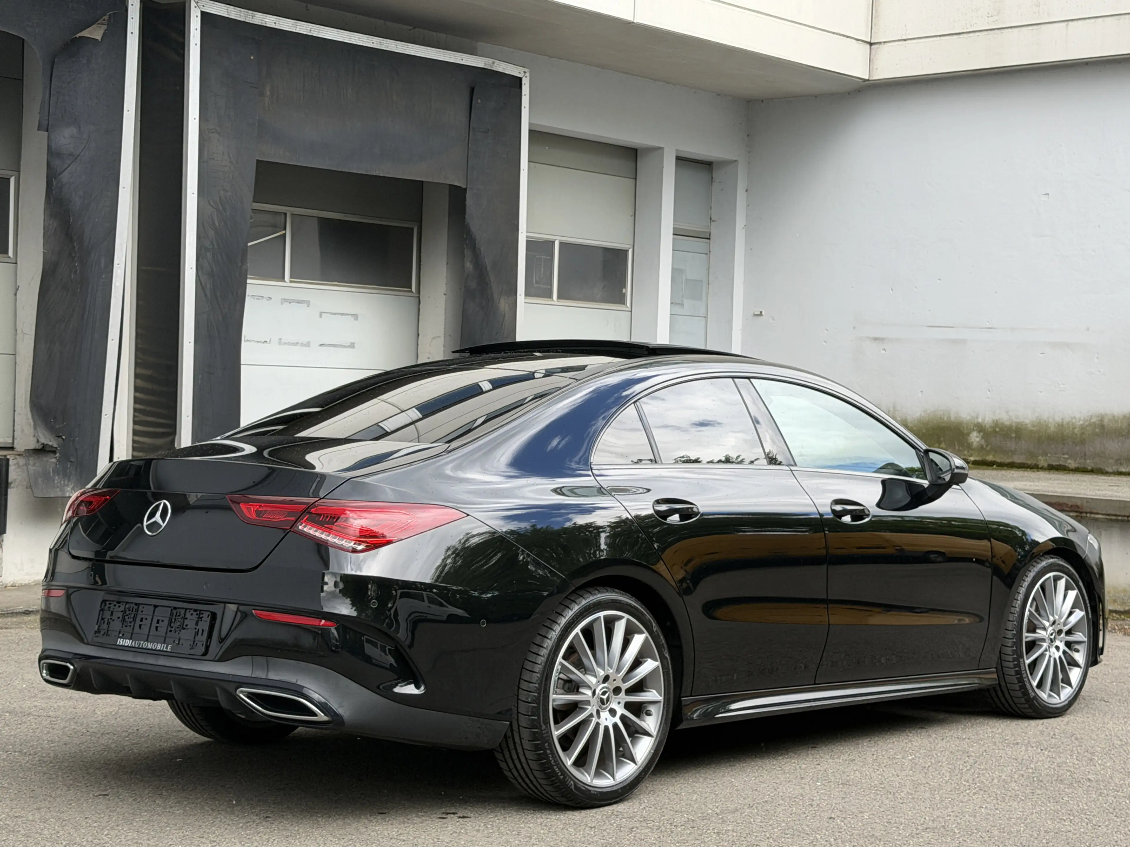 Mercedes-Benz CLA 180 Coupe AMG Night LED MBUX Pano Kamera 19 — photo 6