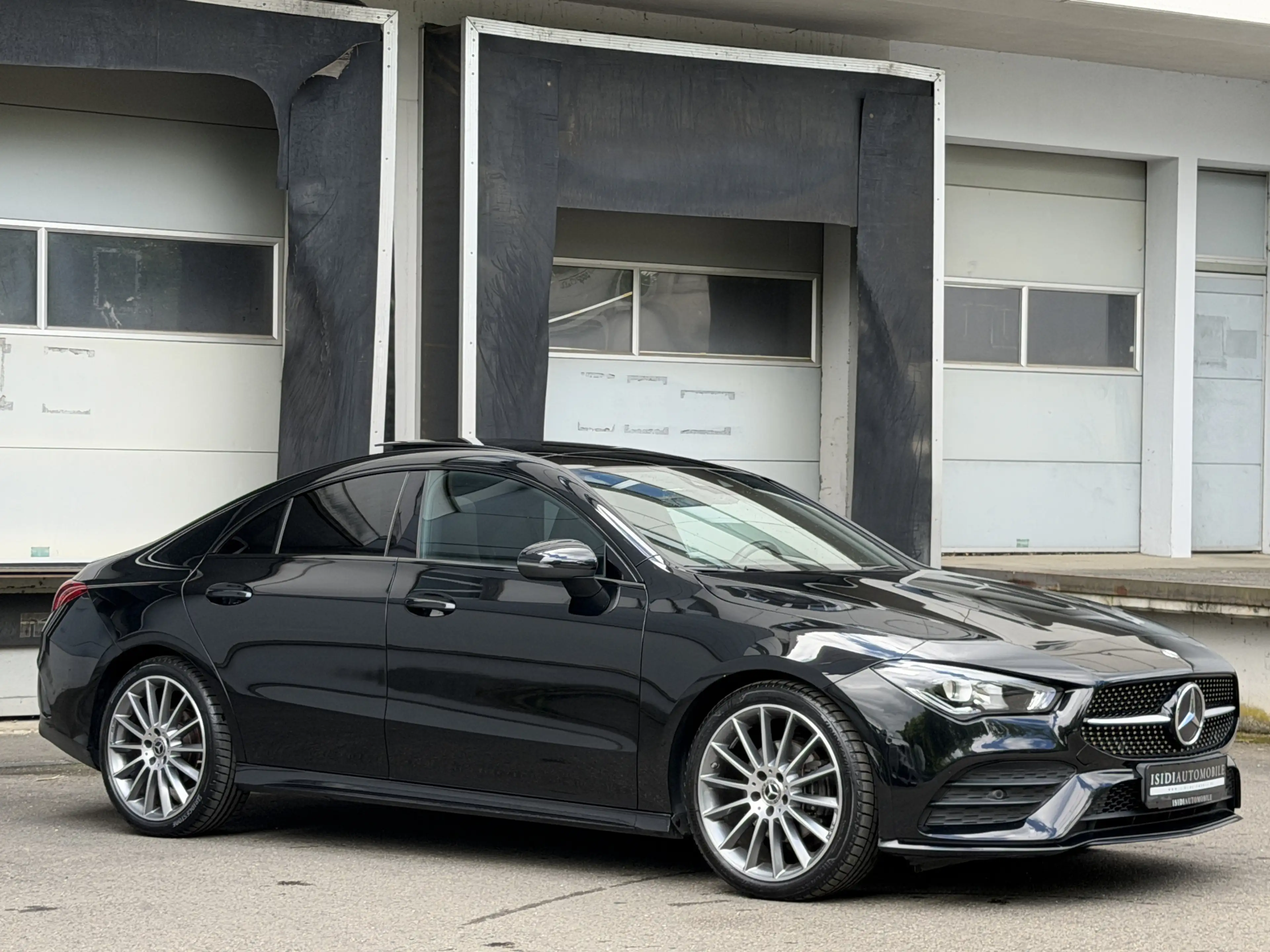 Mercedes-Benz CLA 180 Coupe AMG Night LED MBUX Pano Kamera 19 — photo 8