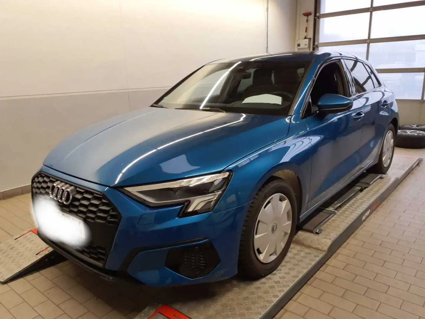 Audi A3 advanced 35 TFSI S-tronic +VIRTUAL+ Blau - 2