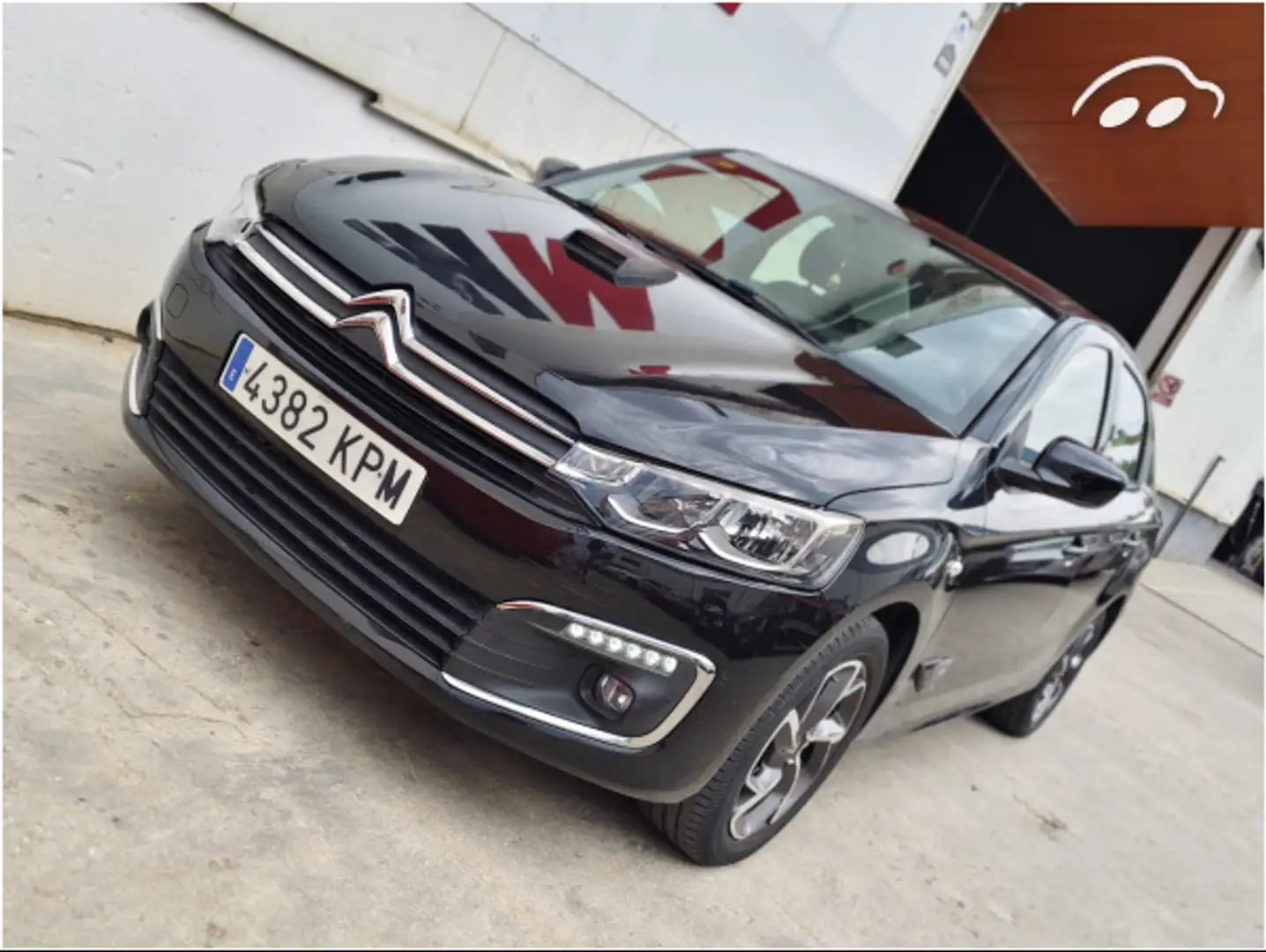 Citroen C-Elysée 1.2 PureTech Exclusive 82 Noir - 2