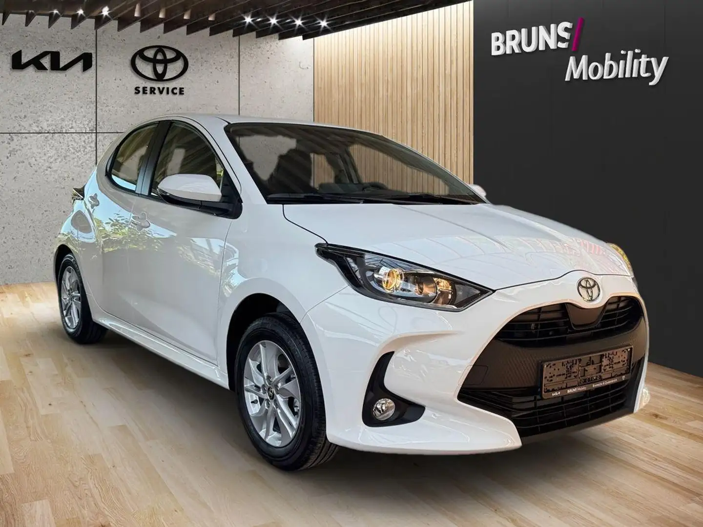 Toyota Yaris 1.5 Hybrid Kamera Sitzheizung Carplay Alu Weiß - 2