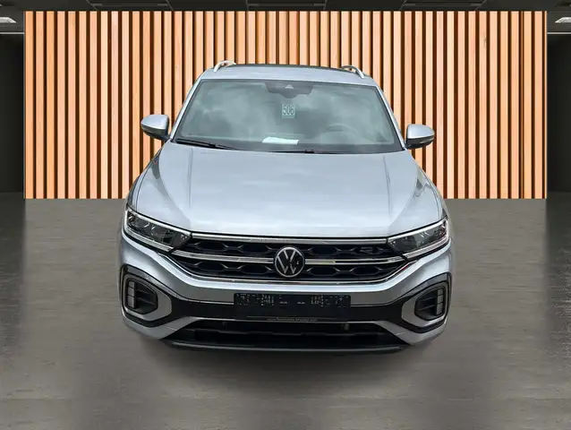 Volkswagen T-Roc view 22