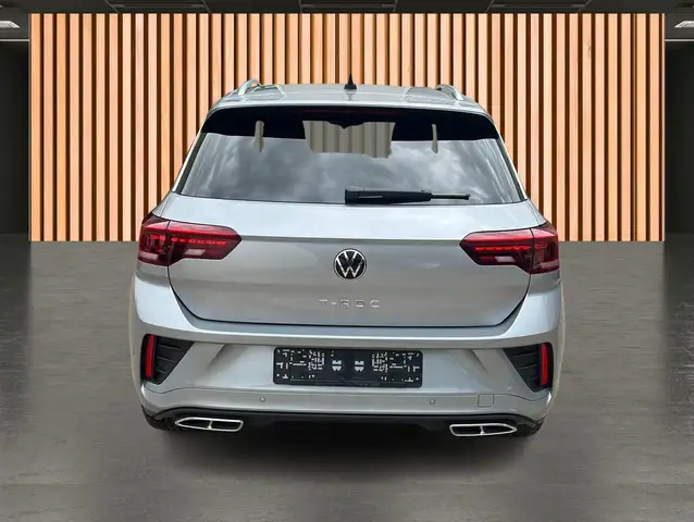 Volkswagen T-Roc view 25