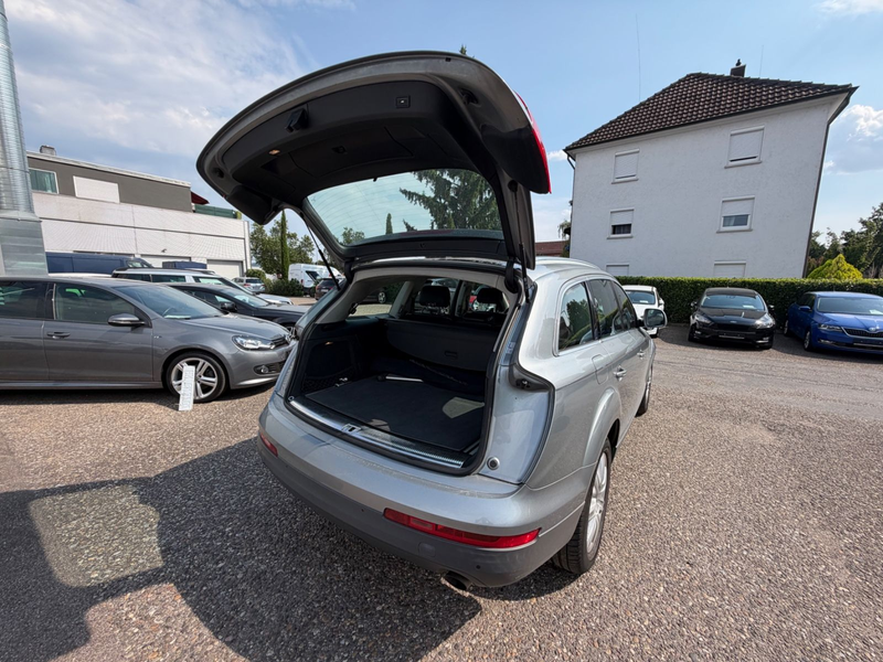 Audi Q7 3.0 TDI quattro*7.Sitzer*AHK*Totwinkel*3.Hd* — photo 14