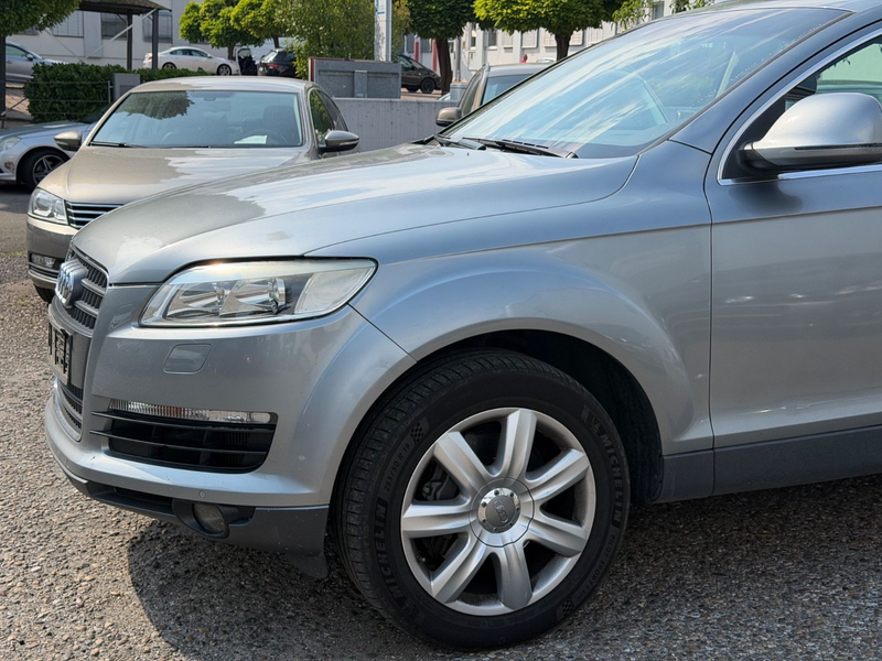 Audi Q7 3.0 TDI quattro*7.Sitzer*AHK*Totwinkel*3.Hd* — photo 9