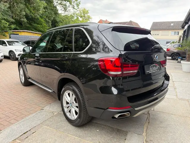 BMW X5 view 7