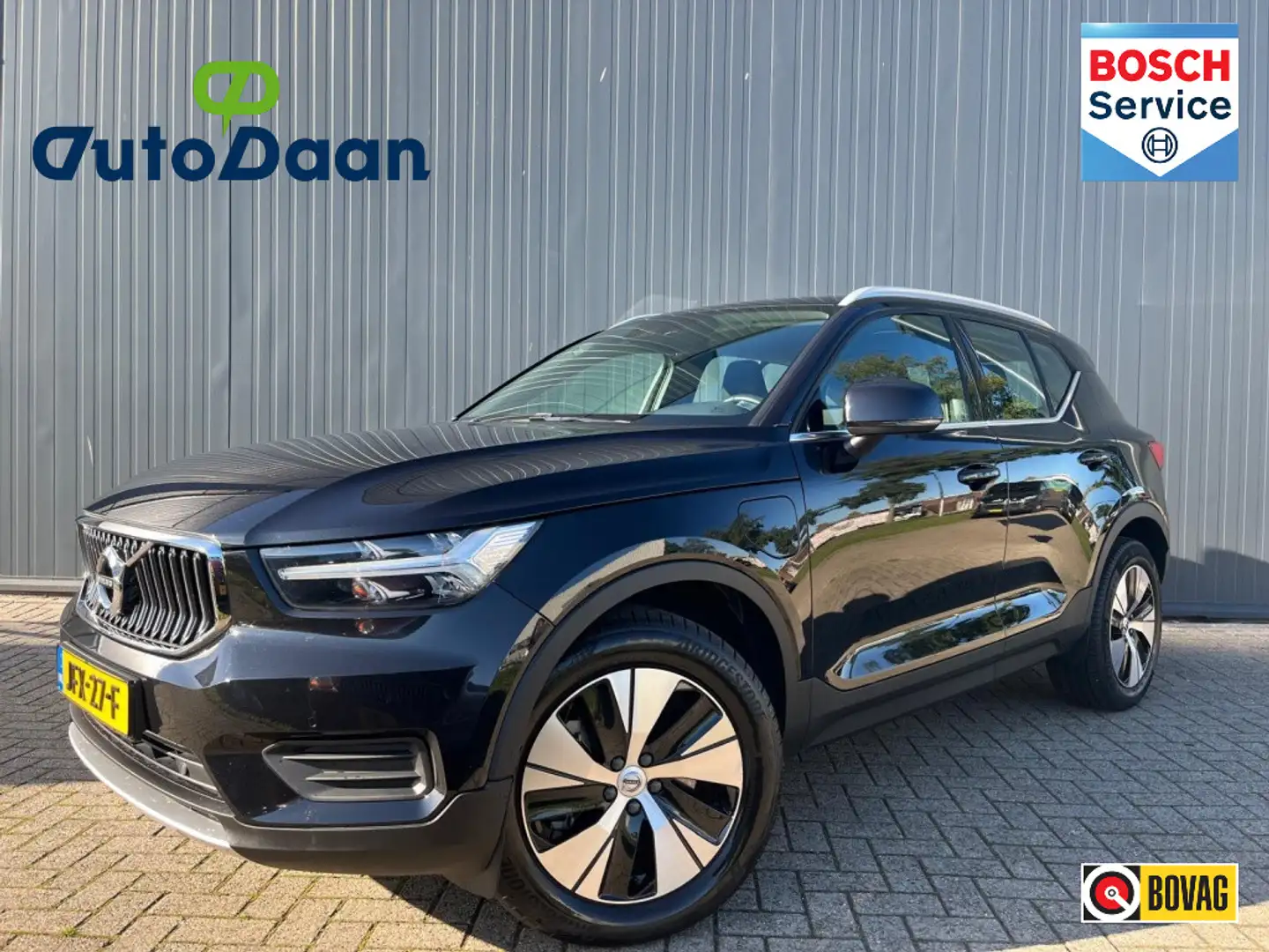 Volvo XC40 1.5 T4 Recharge Inscription Expression | Achteruit Noir - 1