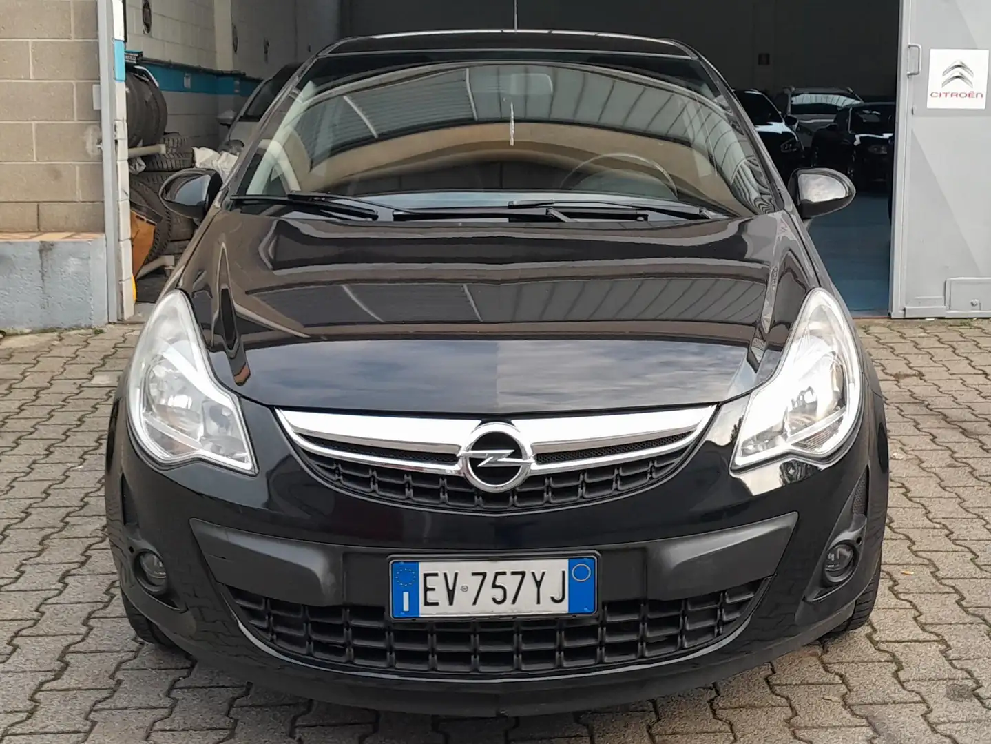 Opel Corsa 1.2 5p Cosmo Edition 85cv Nero - 2