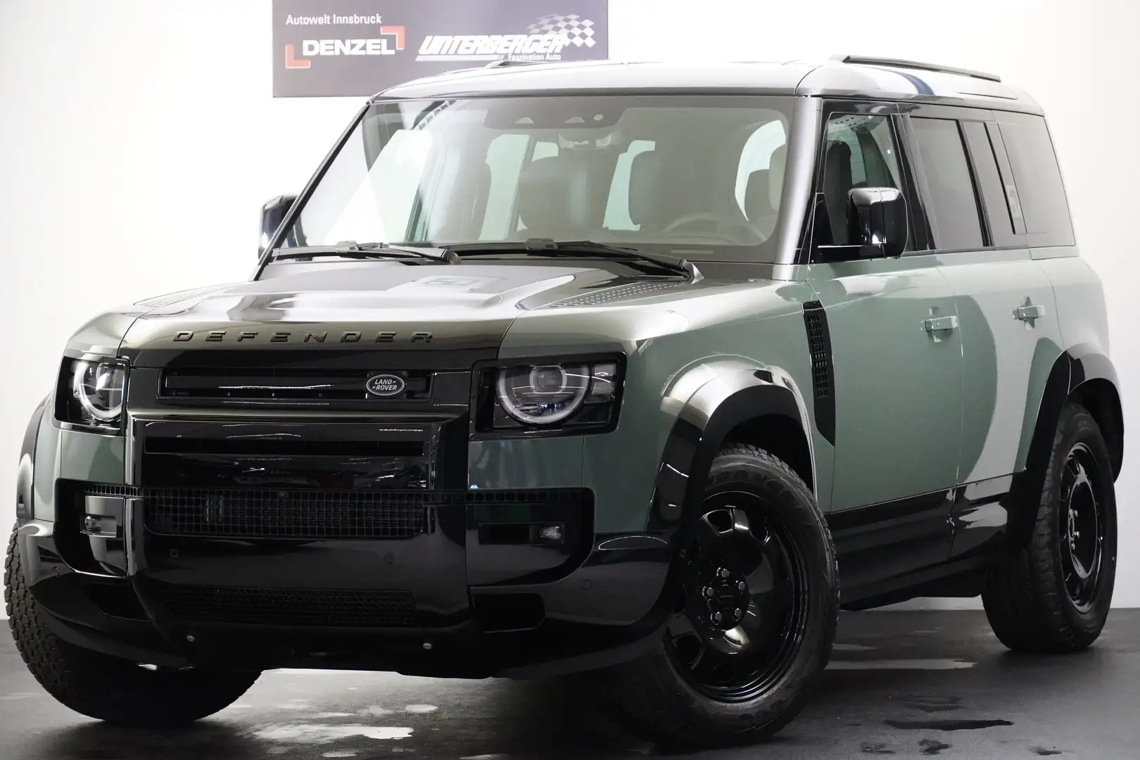Land Rover Defender 110 3.0 D6H SWB Trophy Edition 2 Grün - 2