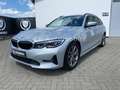 BMW 320 d Advantage Touring/Navi/Kamera/LED/Tempomat Silber - thumbnail 1